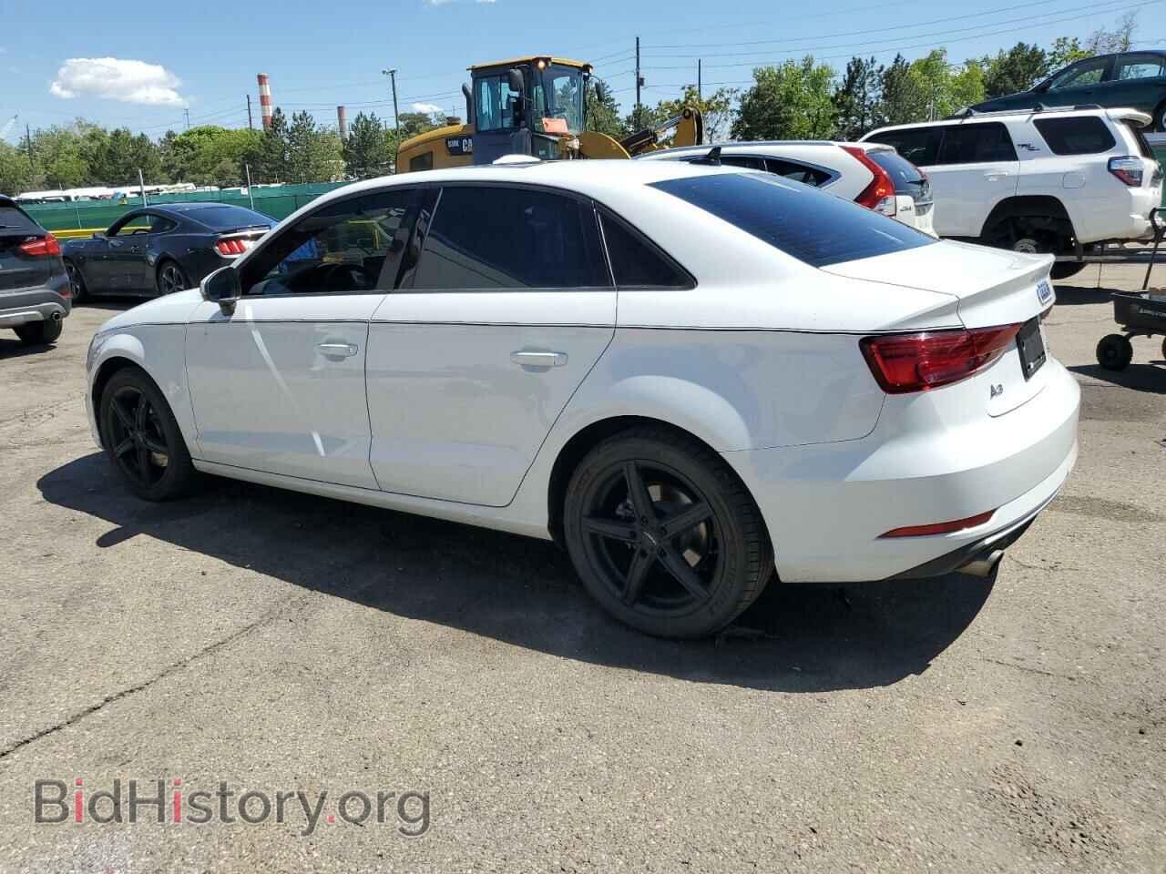 2018 AUDI A3 - VIN: WAUB8GFFXJ1007634 - Фото 2