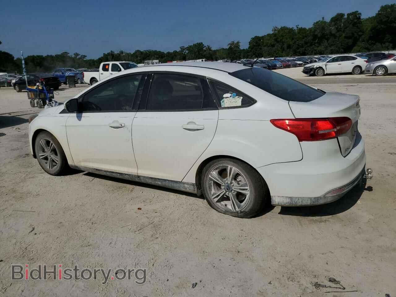 2017 FORD FOCUS - VIN: 1FADP3FE5HL275204 - Фото 2