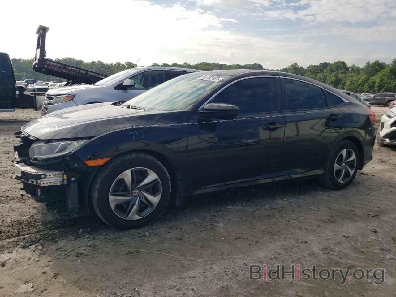 Photo 2HGFC2F63KH538488 - HONDA CIVIC 2019