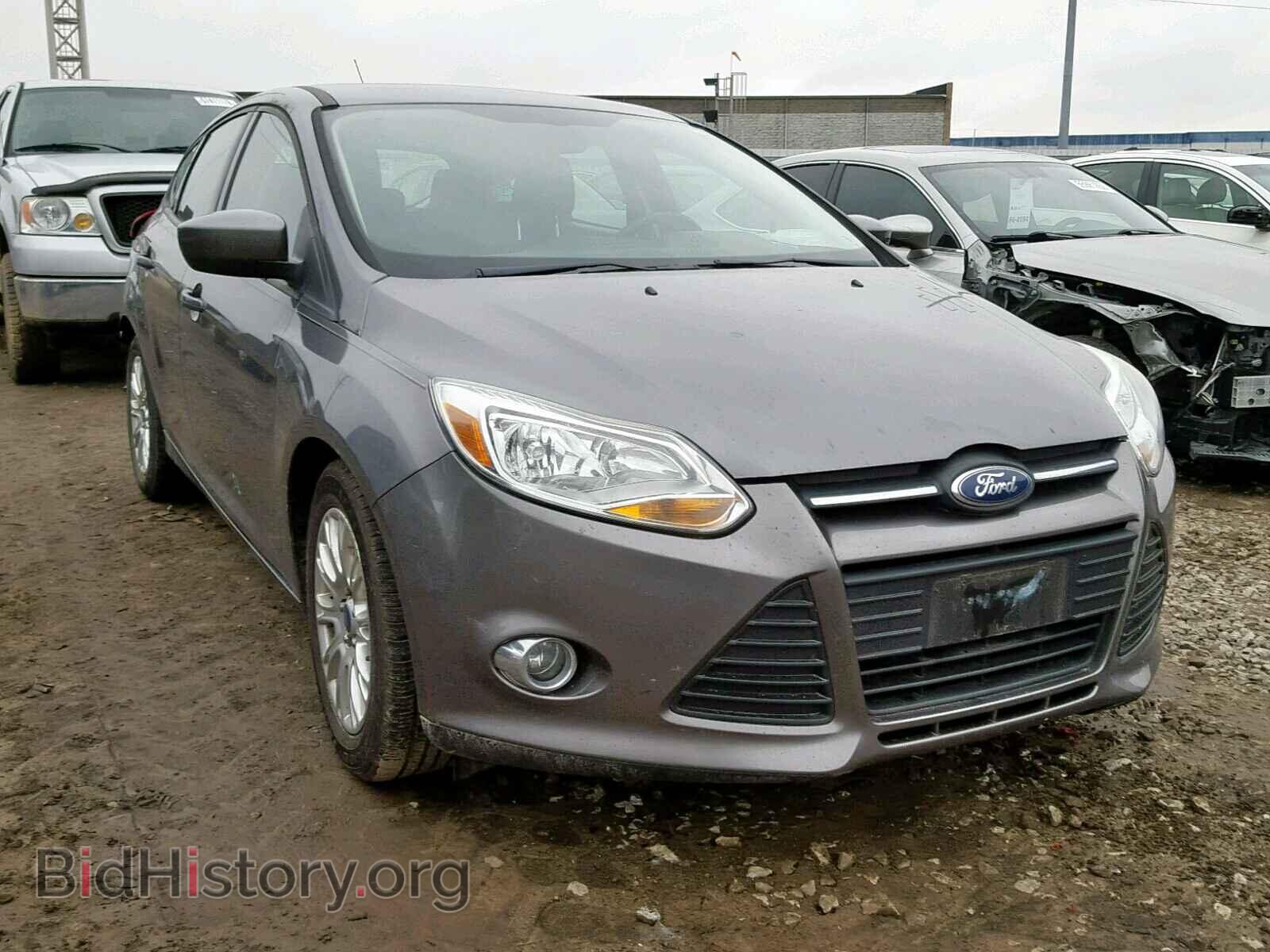 Photo 1FAHP3K24CL135991 - FORD FOCUS 2012