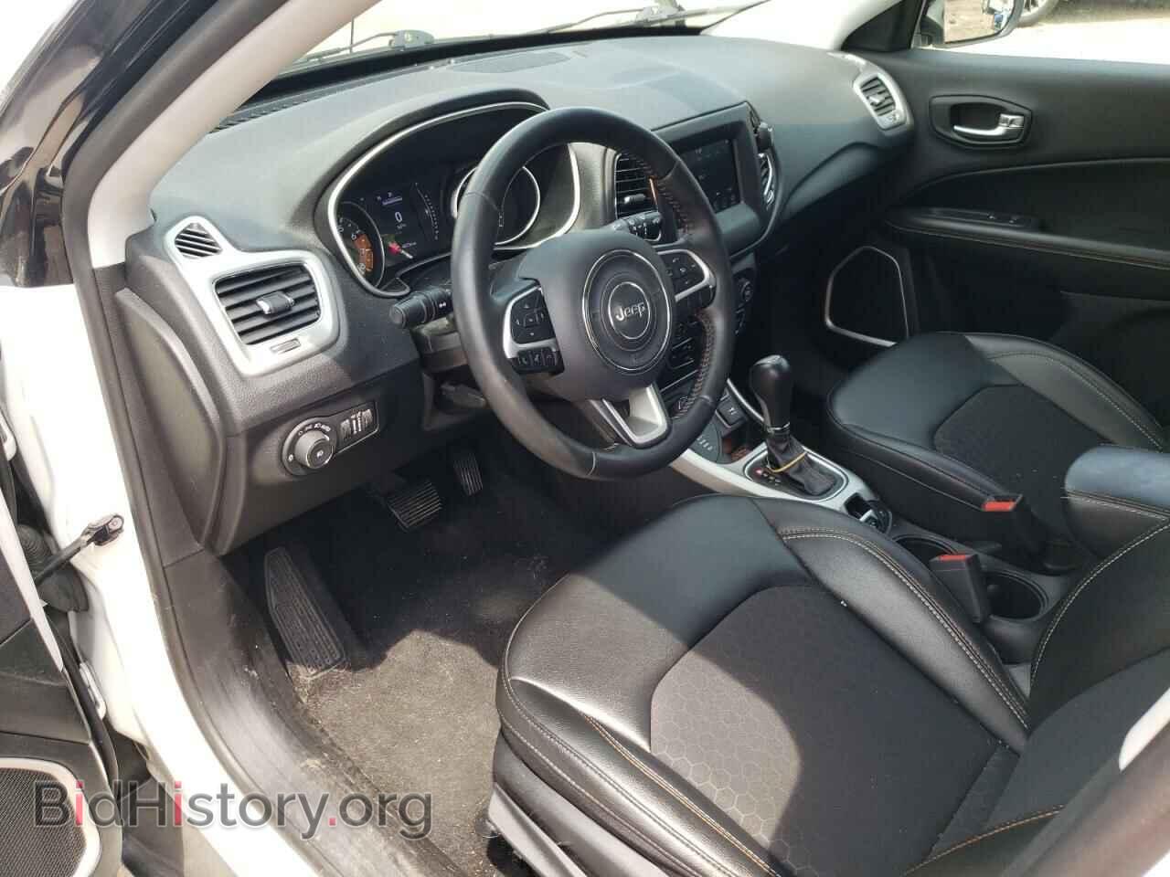 2019 JEEP COMPASS - VIN: 3C4NJDBB3KT682872 - Фото 8