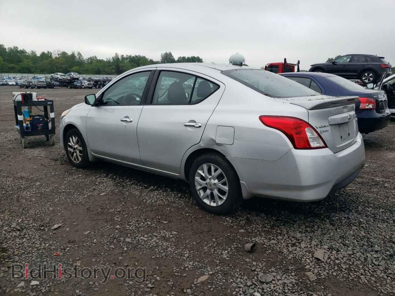 2017 NISSAN VERSA - VIN: 3N1CN7AP1HL821841 - Фото 2