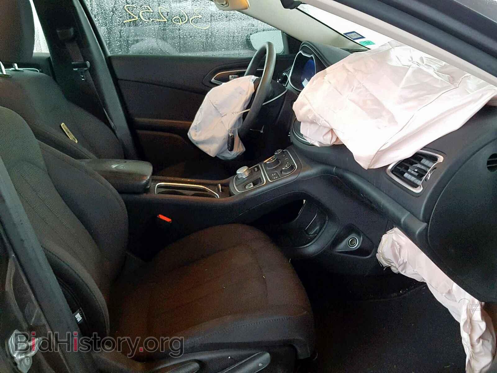 2016 CHRYSLER 200 - VIN: 1C3CCCAB7GN107490 - Фото 5
