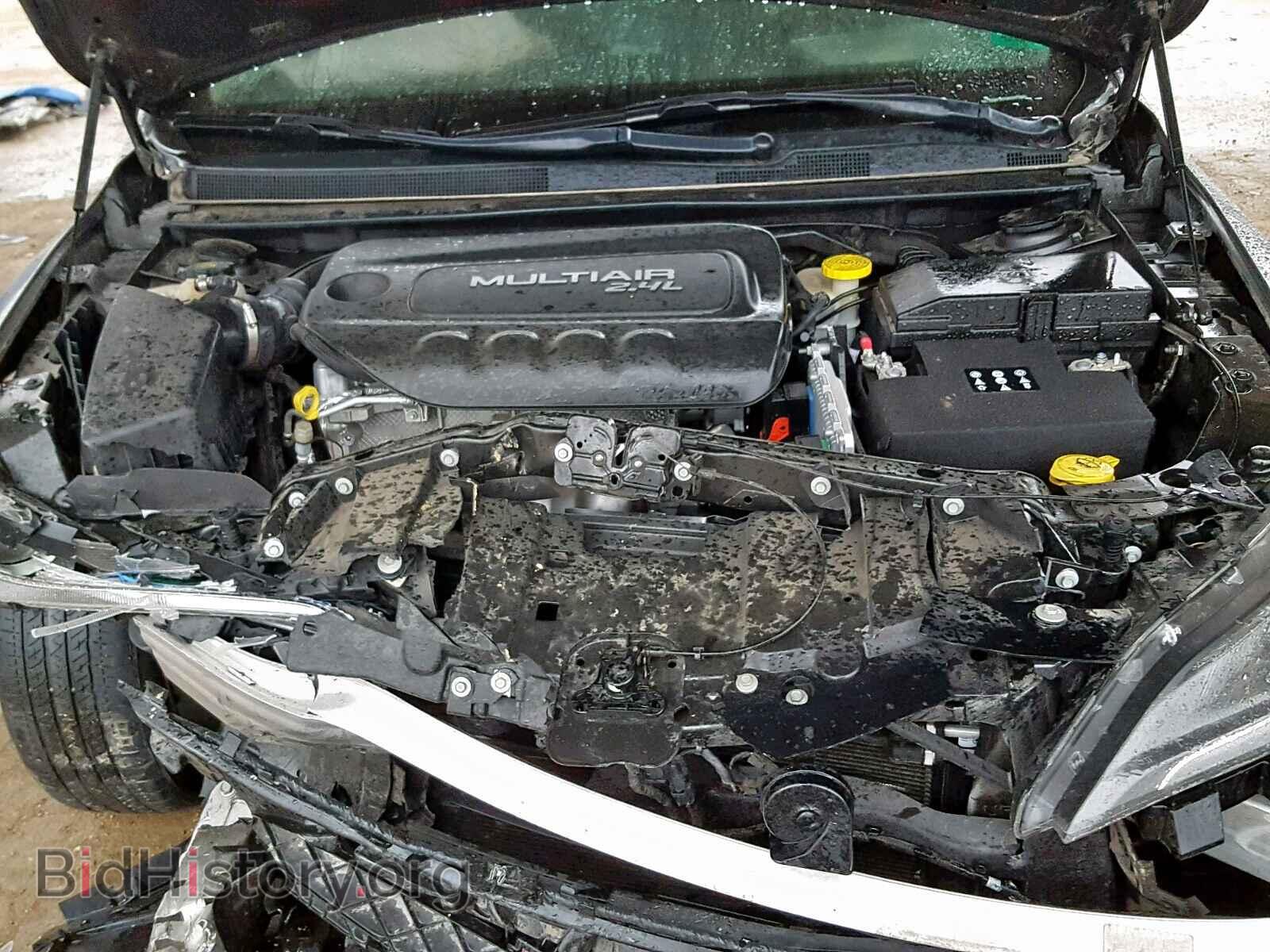 2016 CHRYSLER 200 - VIN: 1C3CCCAB7GN107490 - Фото 7