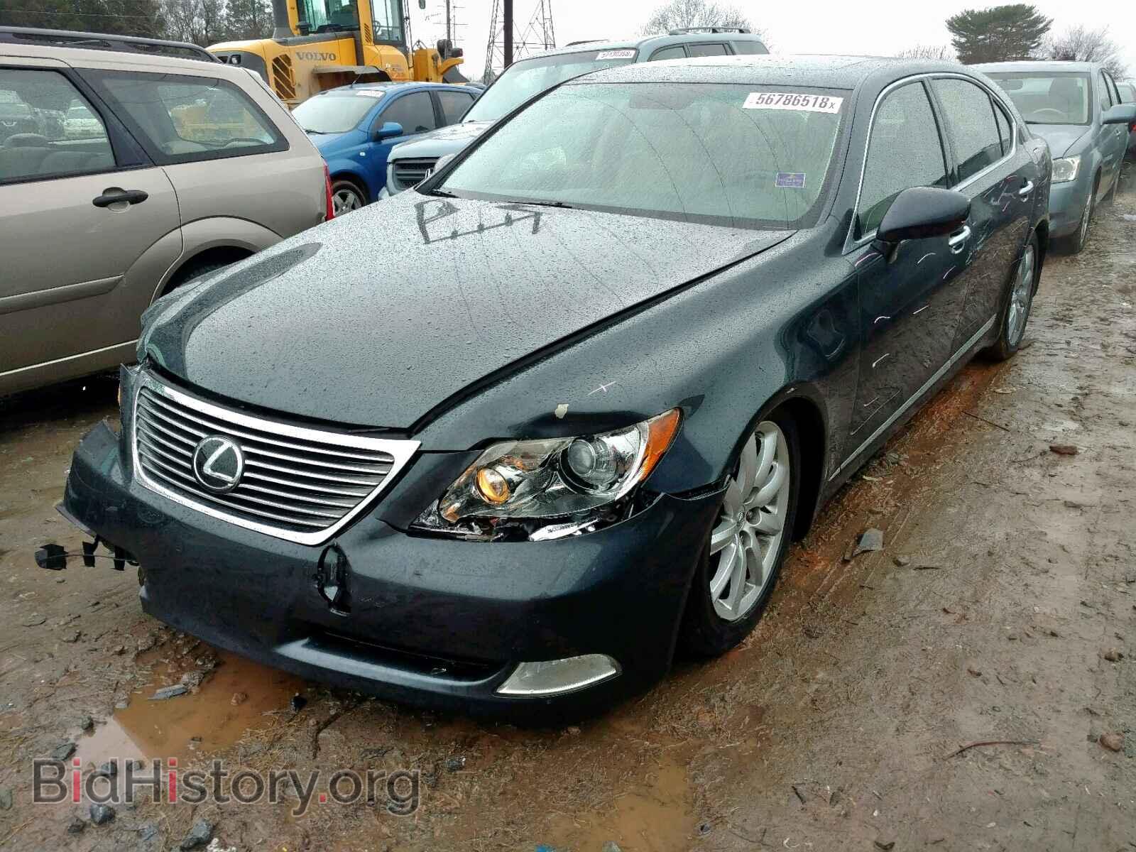 2007 LEXUS LS460 - VIN: JTHGL46F075018213 - Photo 2