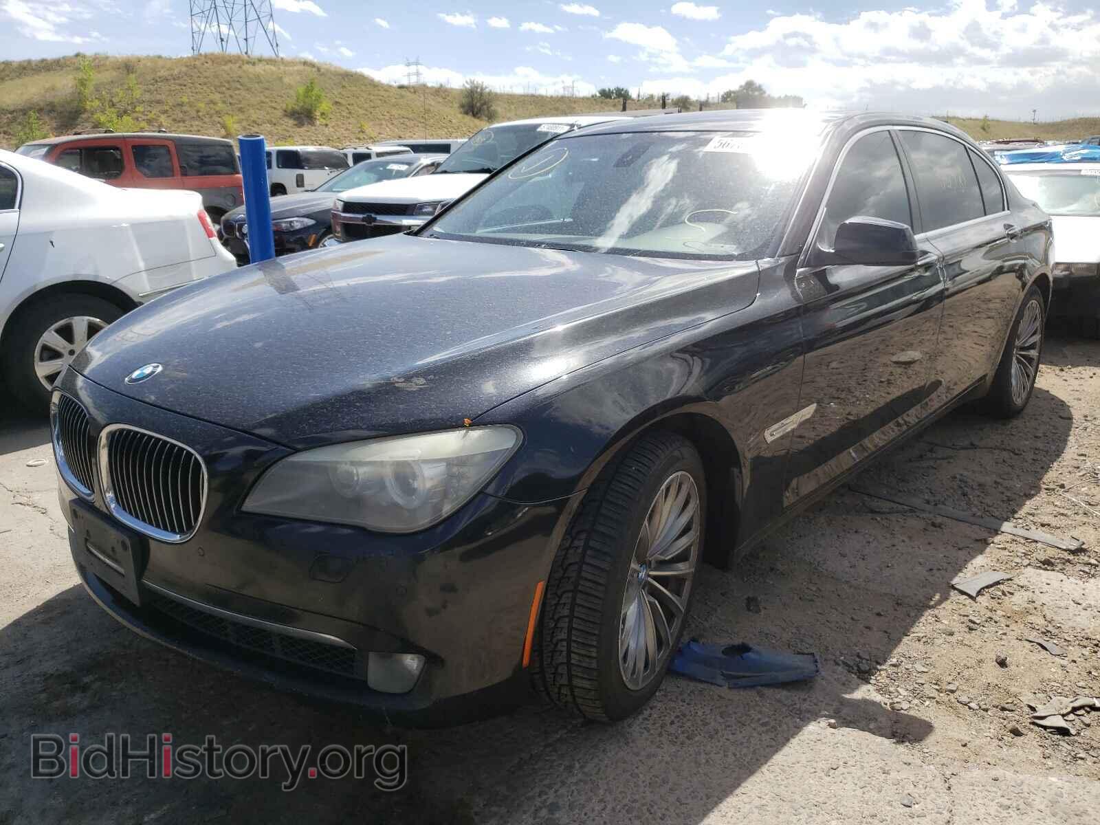 2012 BMW 7 SERIES - VIN: WBAKB4C53CC576165 - Фото 2