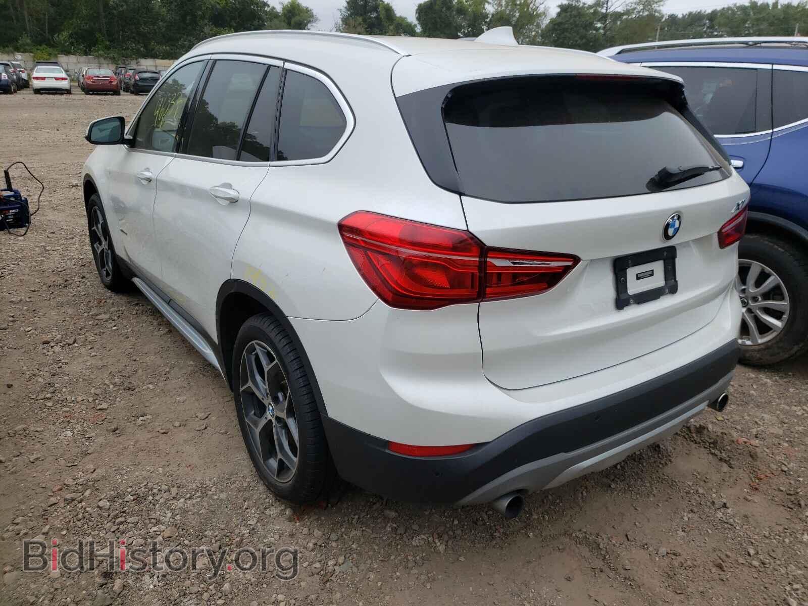 2016 BMW X1 - VIN: WBXHT3C30GP889484 - Фото 3