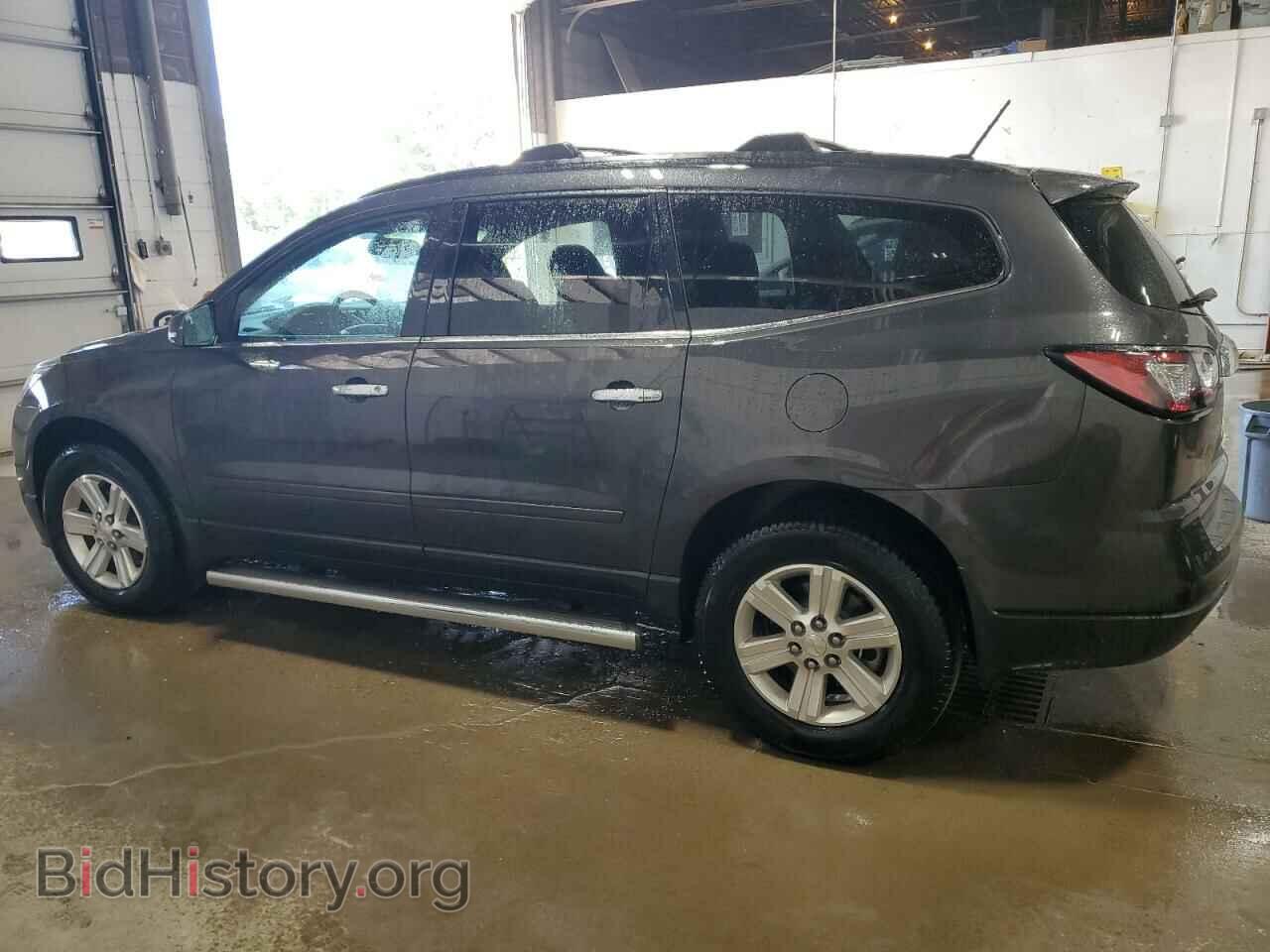 2013 CHEVROLET TRAVERSE - VIN: 1GNKRGKD2DJ205298 - Фото 2