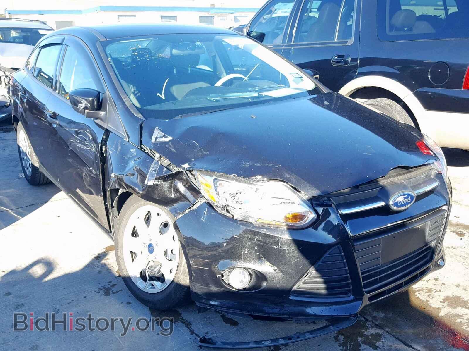 Photo 1FAHP3F2XCL449185 - FORD FOCUS 2012
