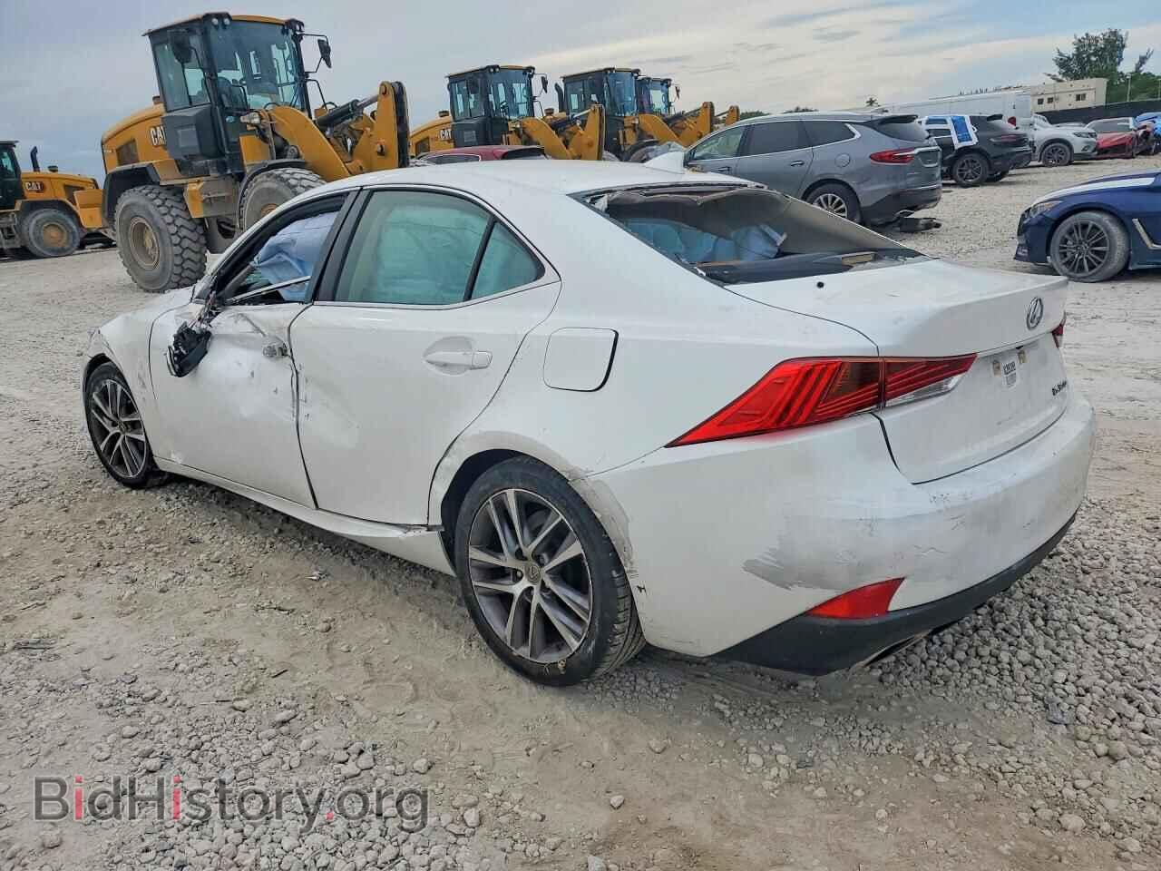 2019 LEXUS IS - VIN: JTHBA1D28K5098593 - Photo 2