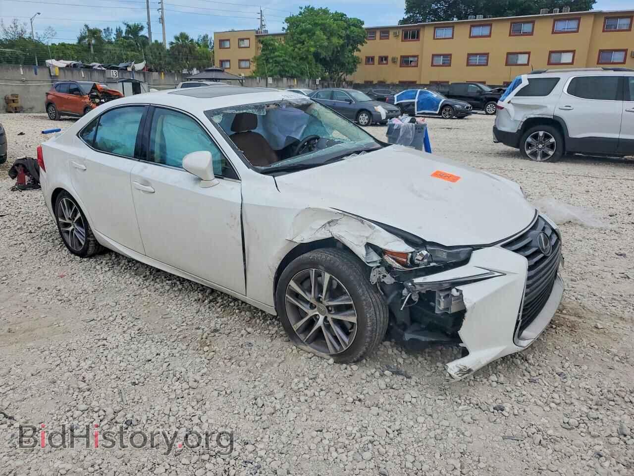 2019 LEXUS IS - VIN: JTHBA1D28K5098593 - Photo 4