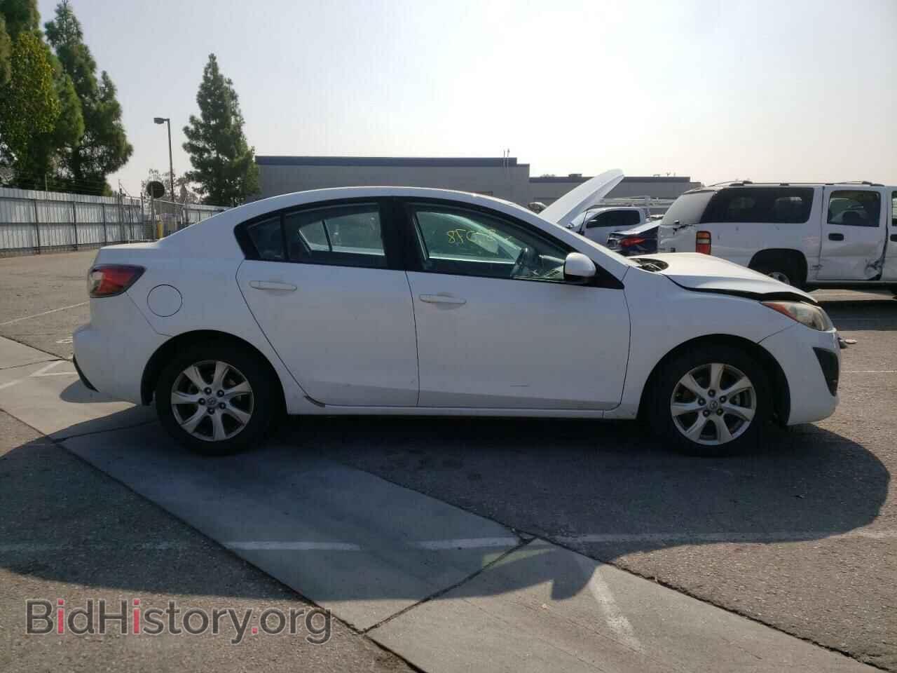 2011 MAZDA 3 - VIN: JM1BL1VF4B1400966 - Photo 9