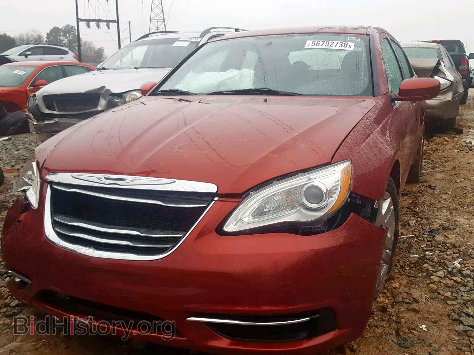 2013 CHRYSLER 200 - VIN: 1C3CCBAB7DN686809 - Фото 2