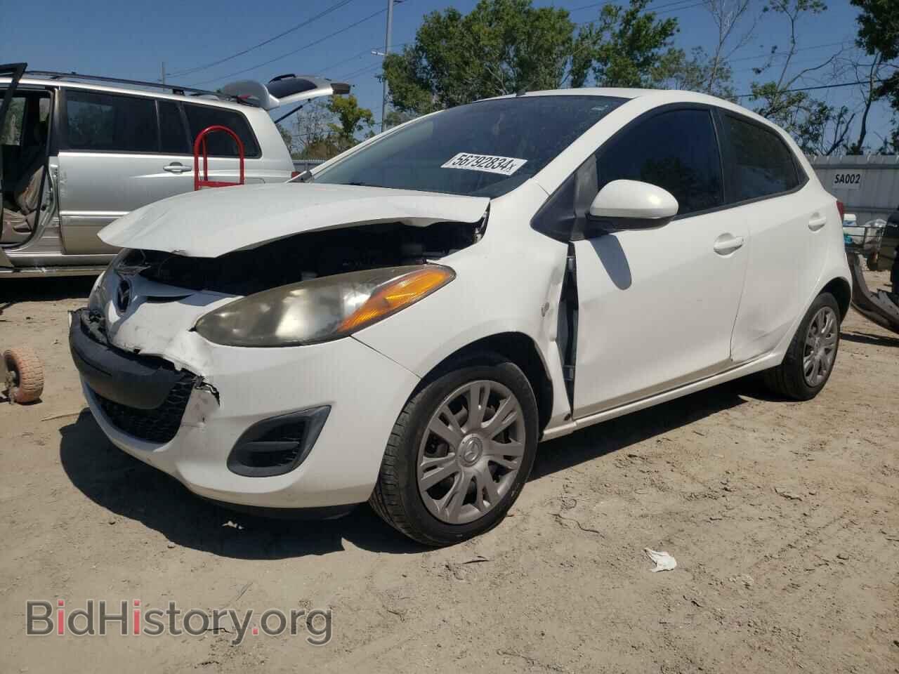 Фотография JM1DE1KY1E0172671 - MAZDA 2 2014