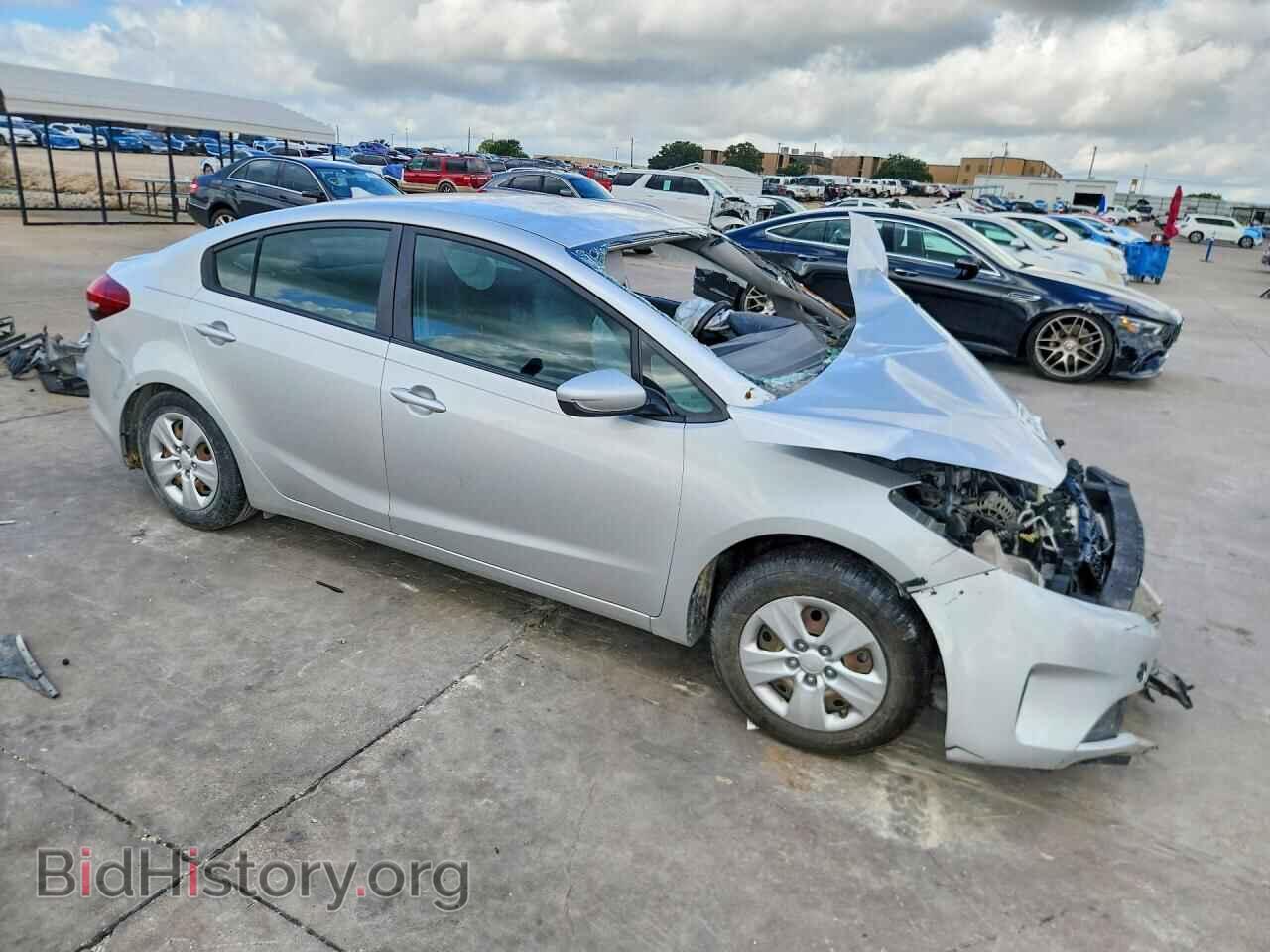 2017 KIA FORTE - VIN: 3KPFK4A75HE055649 - Фото 4