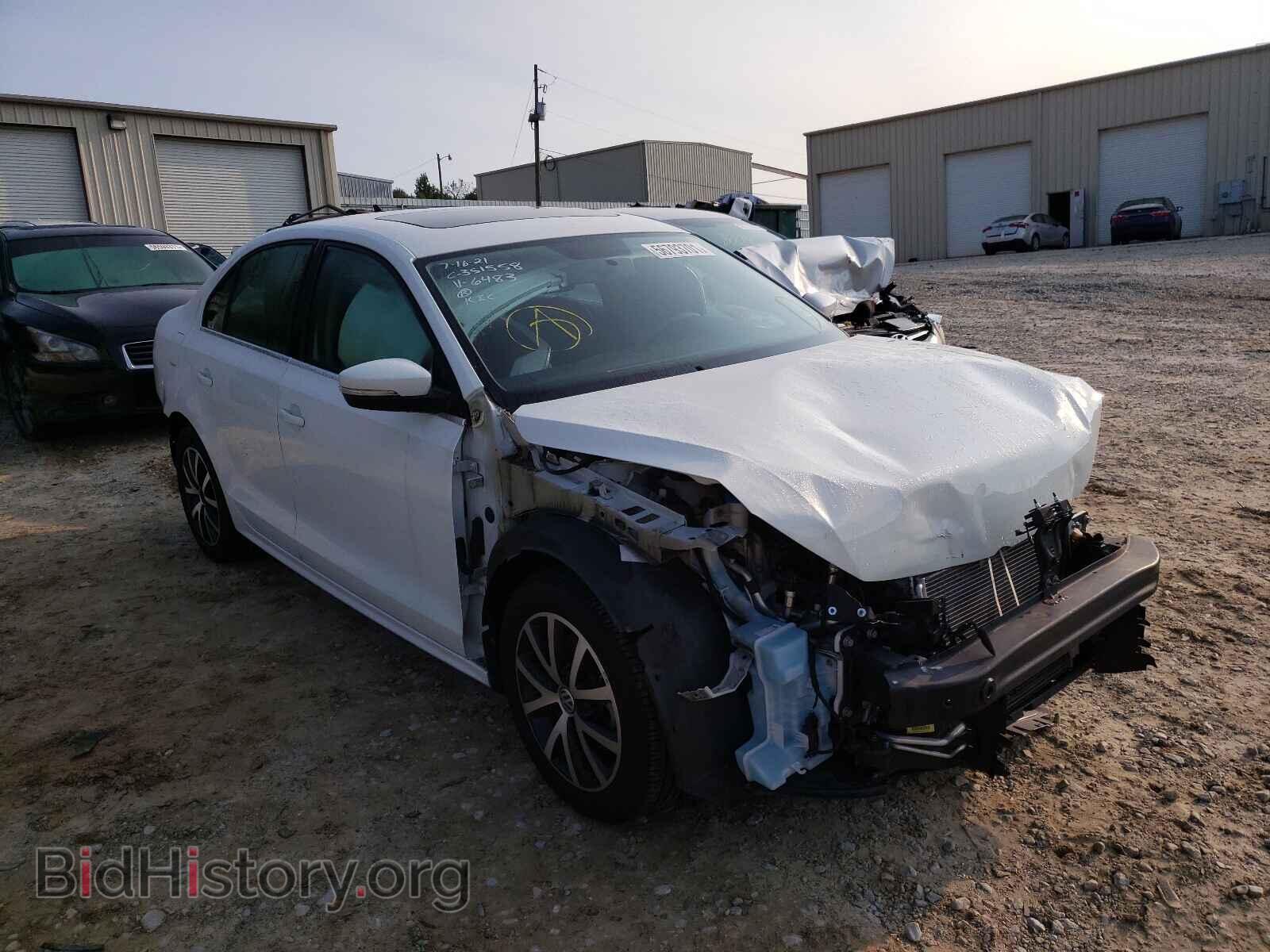 Фотография 3VWDB7AJ5HM306483 - VOLKSWAGEN JETTA 2017