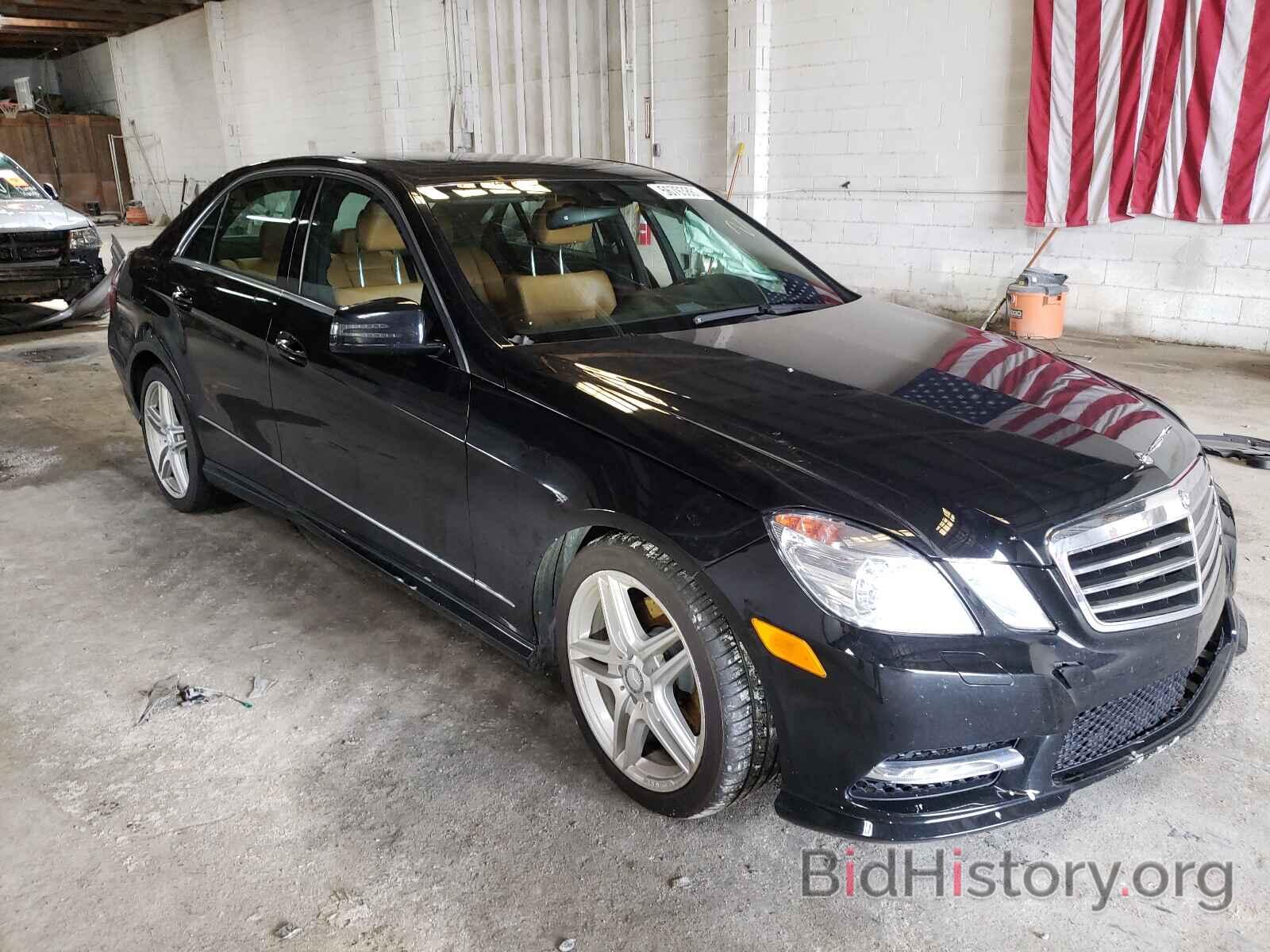 Photo WDDHF5KB3DA686960 - MERCEDES-BENZ E-CLASS 2013