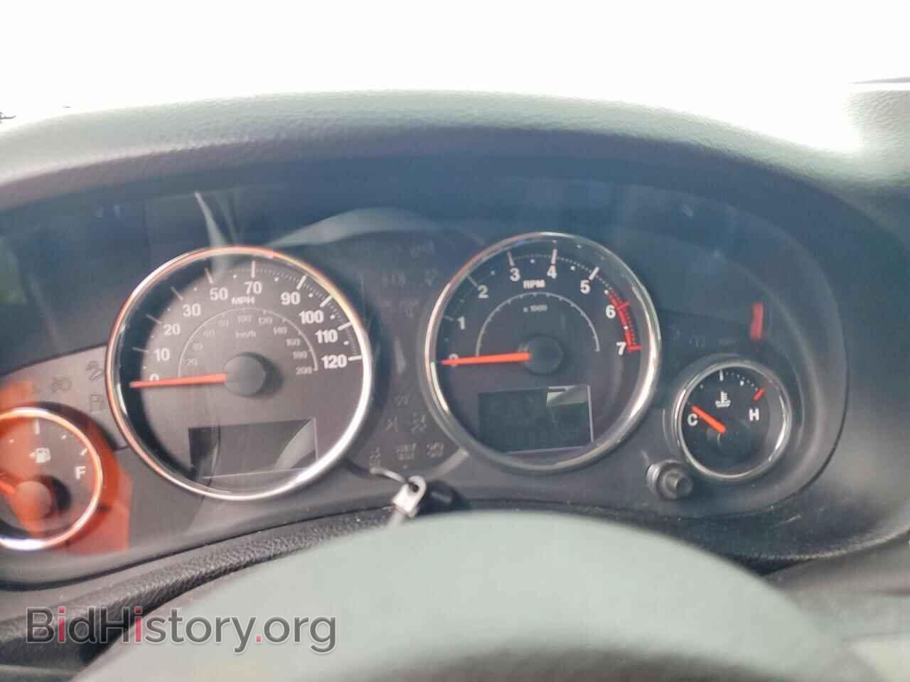 2011 JEEP WRANGLER - VIN: 1J4AA5D19BL565988 - Фото 9
