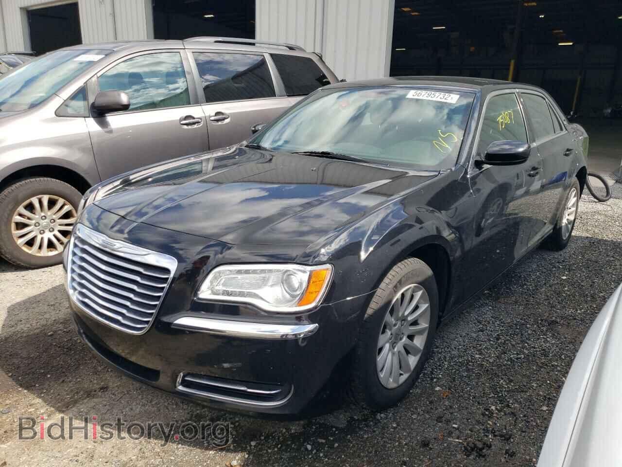 2014 CHRYSLER 300 - VIN: 2C3CCAAG8EH378094 - Фото 2