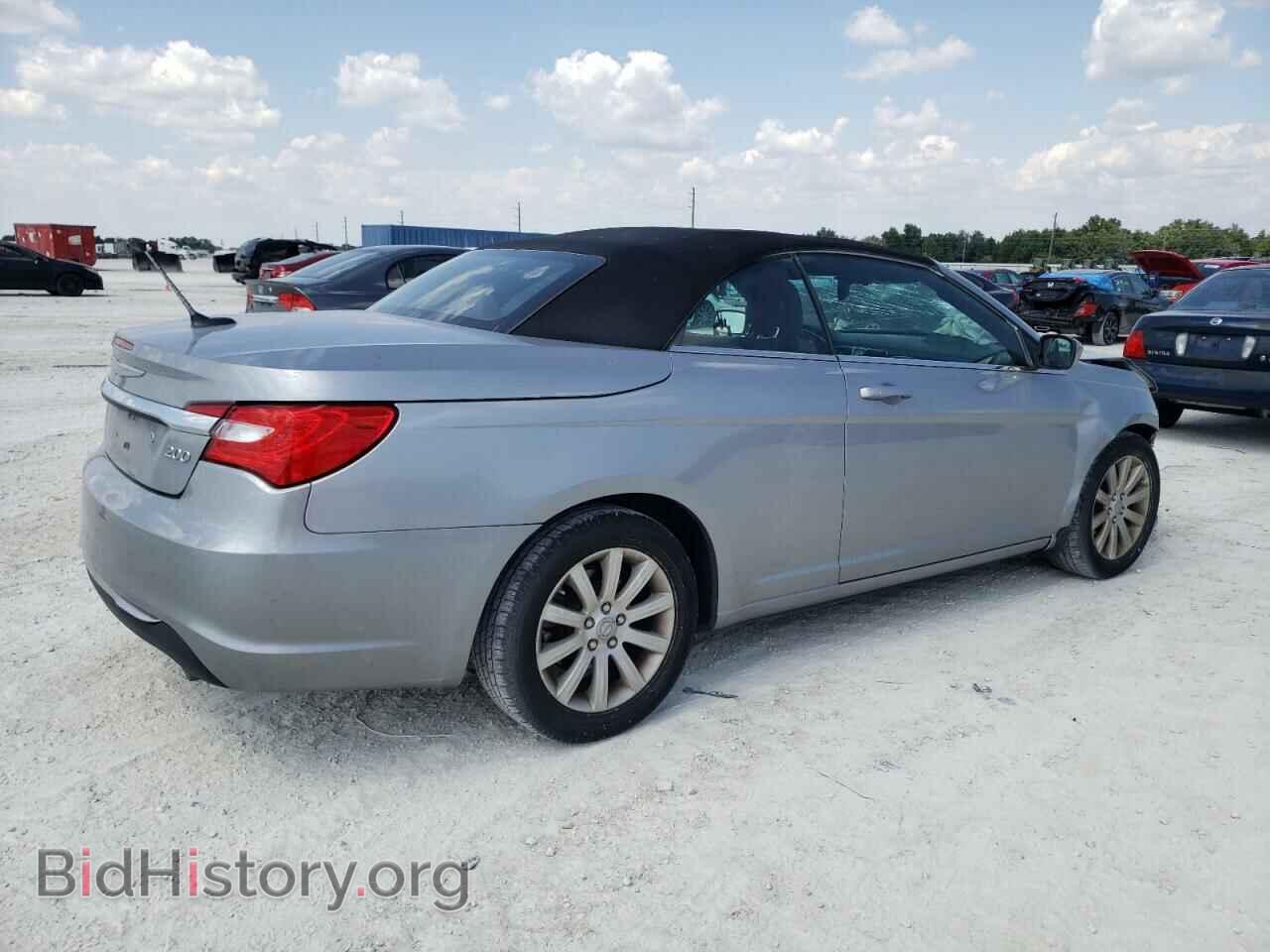 2013 CHRYSLER 200 - VIN: 1C3BCBEB0DN592311 - Фото 3