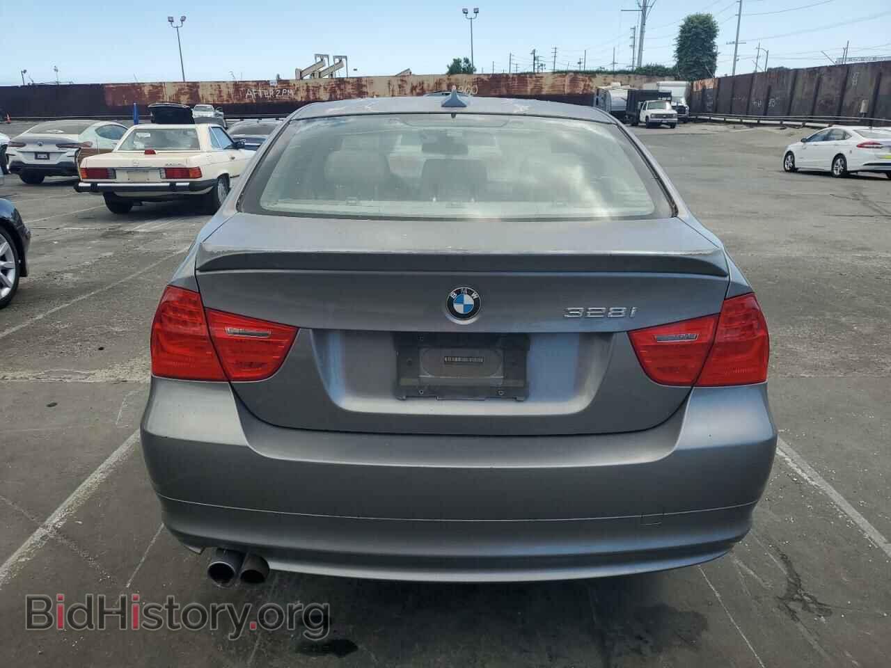 2011 BMW 3 SERIES - VIN: WBAPH5G5XBNM71663 - Фото 6