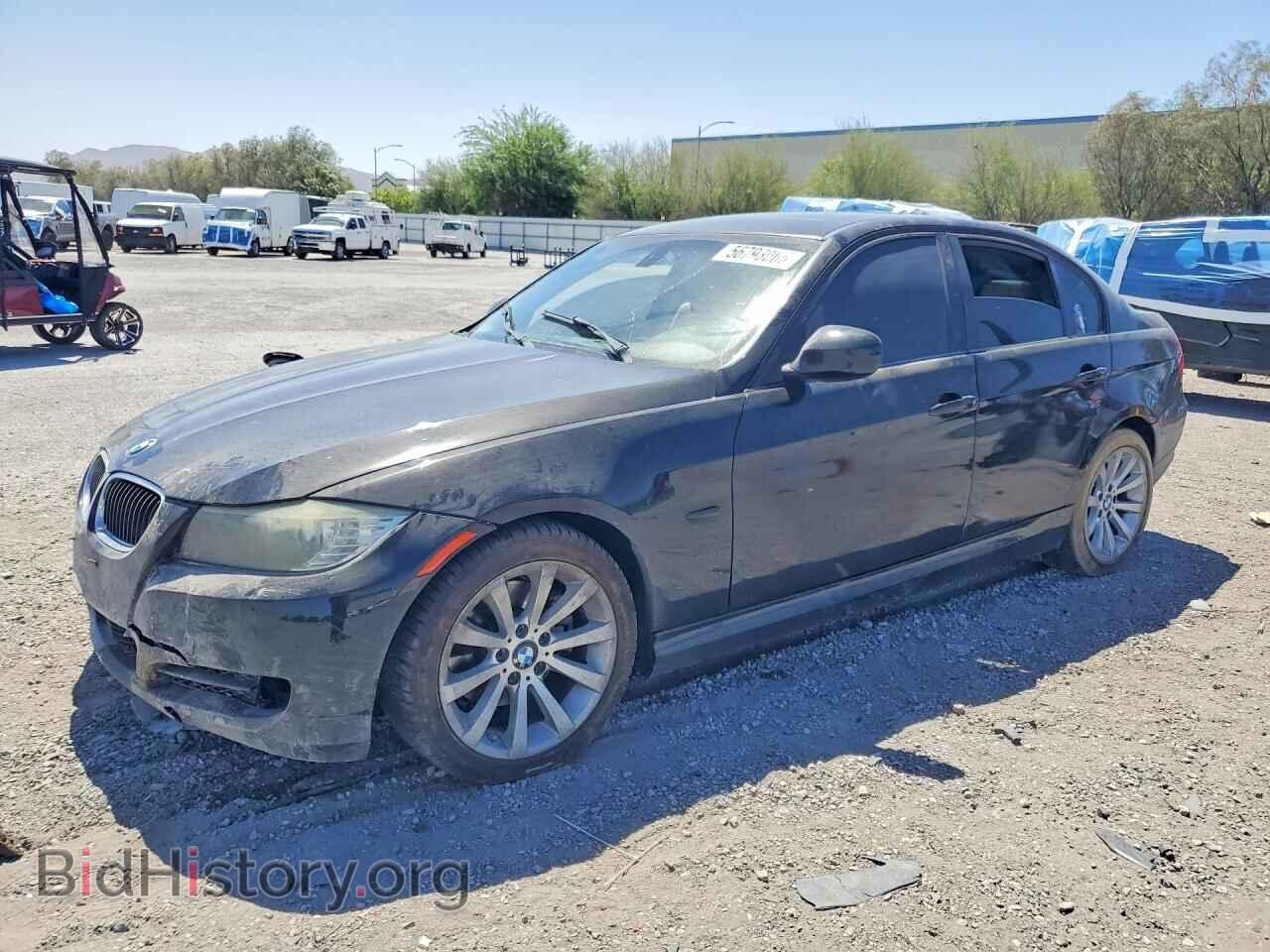 Фотография WBAPH5G53BNM81063 - BMW 3 SERIES 2011