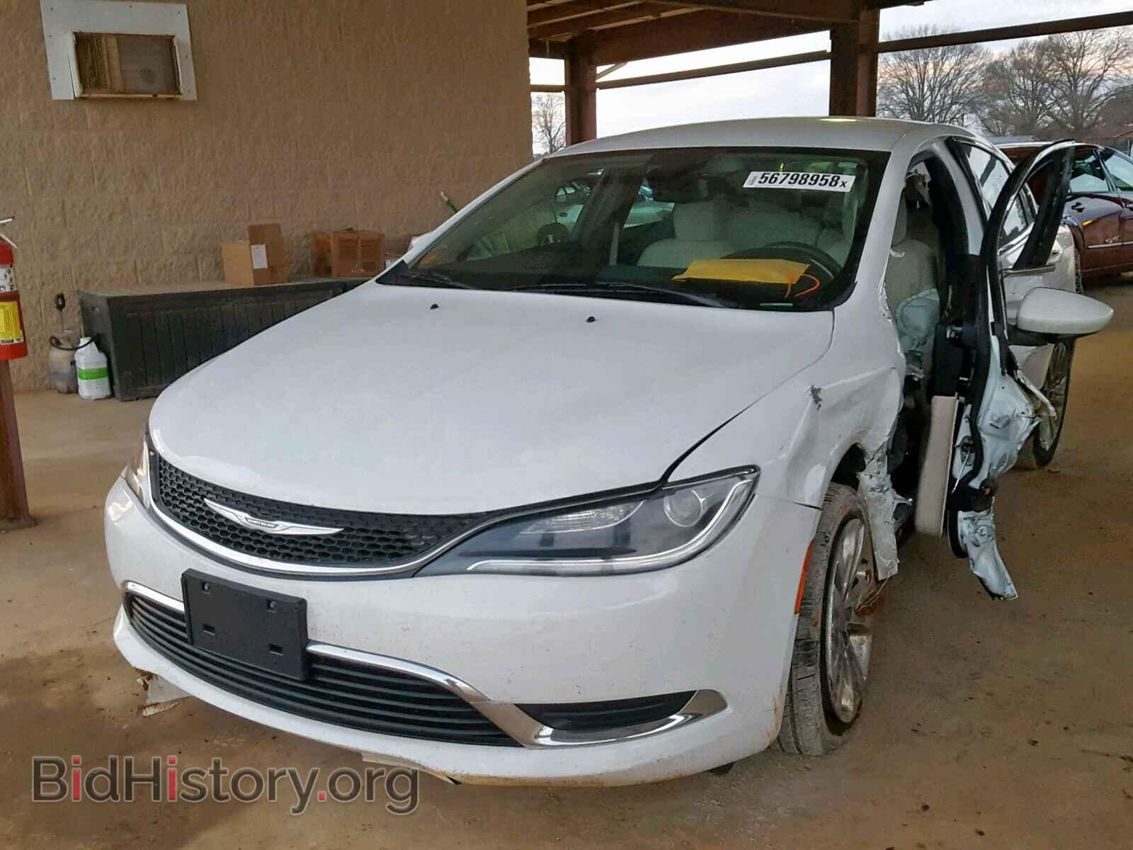 2015 CHRYSLER 200 - VIN: 1C3CCCAB1FN557506 - Фото 2
