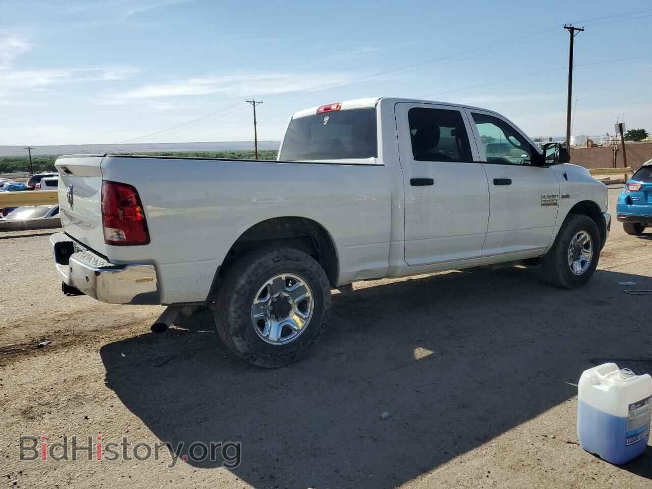 2015 RAM All Models - VIN: 3C6UR4CJ7FG536104 - Photo 3