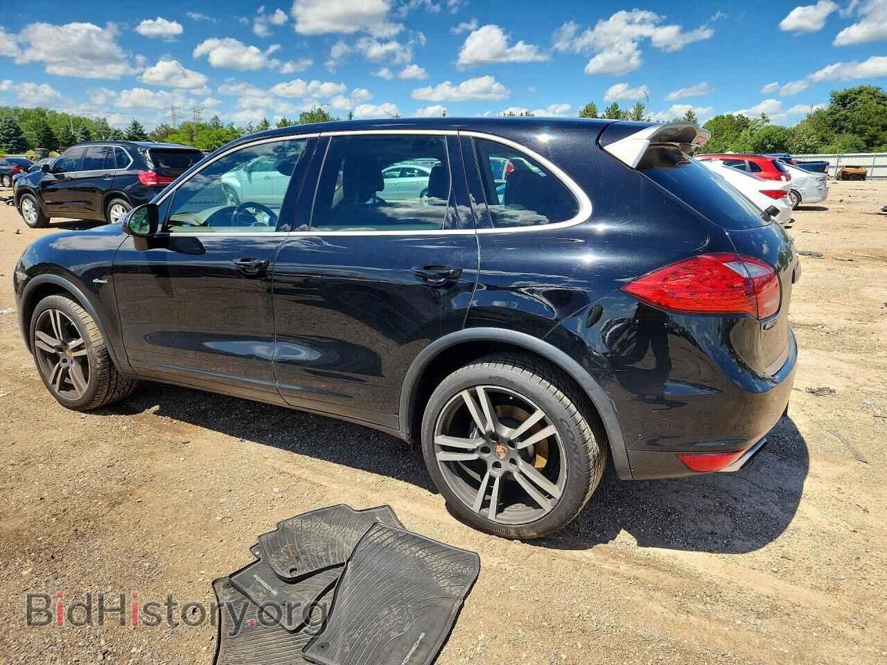 2014 PORSCHE CAYENNE - VIN: WP1AF2A29ELA44341 - Photo 2