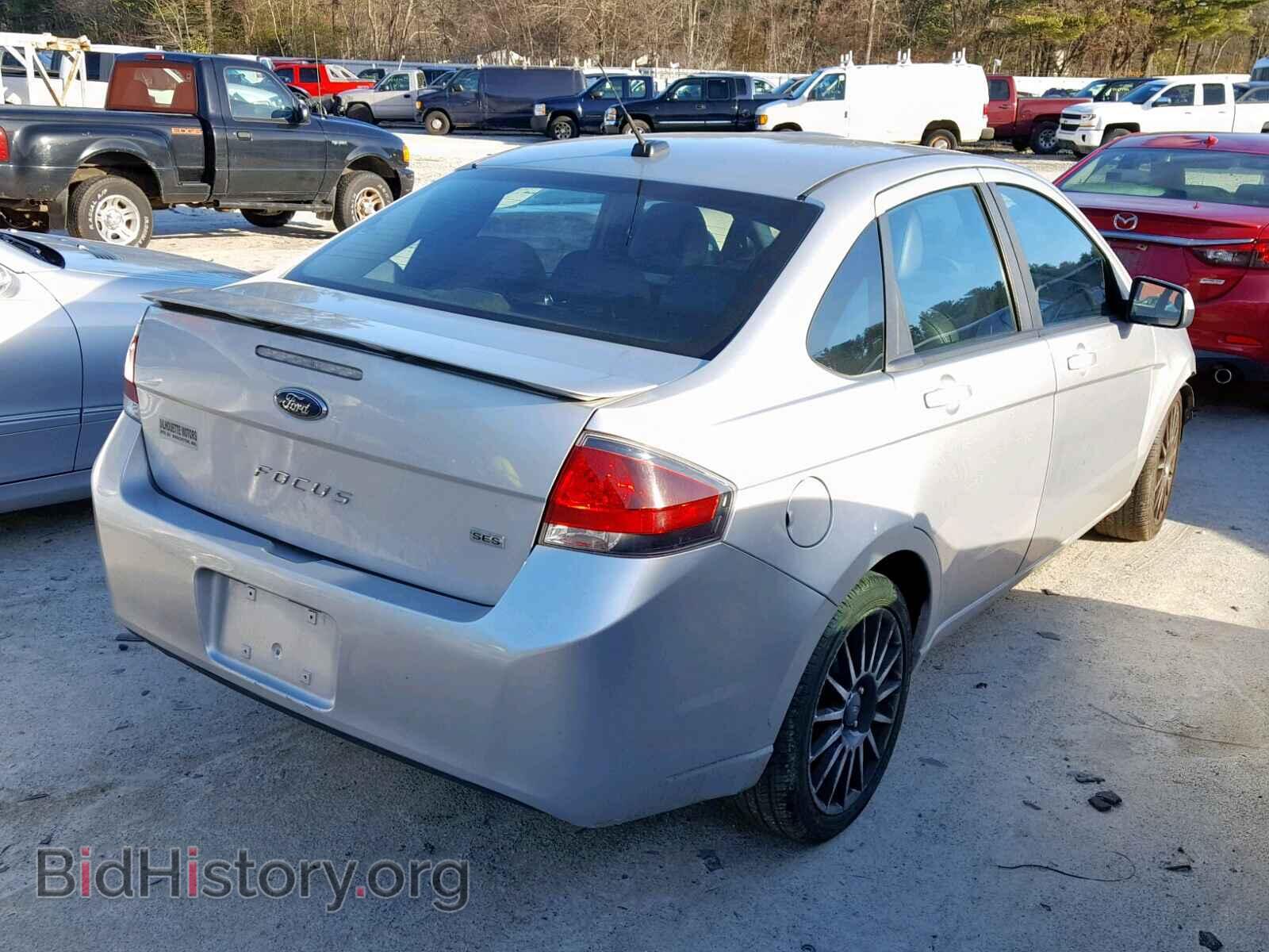 2010 FORD FOCUS - VIN: 1FAHP3GN5AW236830 - Photo 4