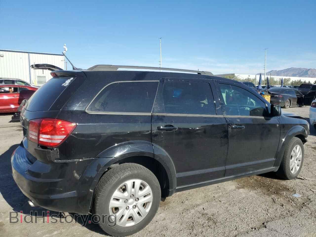 2017 DODGE JOURNEY - VIN: 3C4PDCABXHT557114 - Фото 3