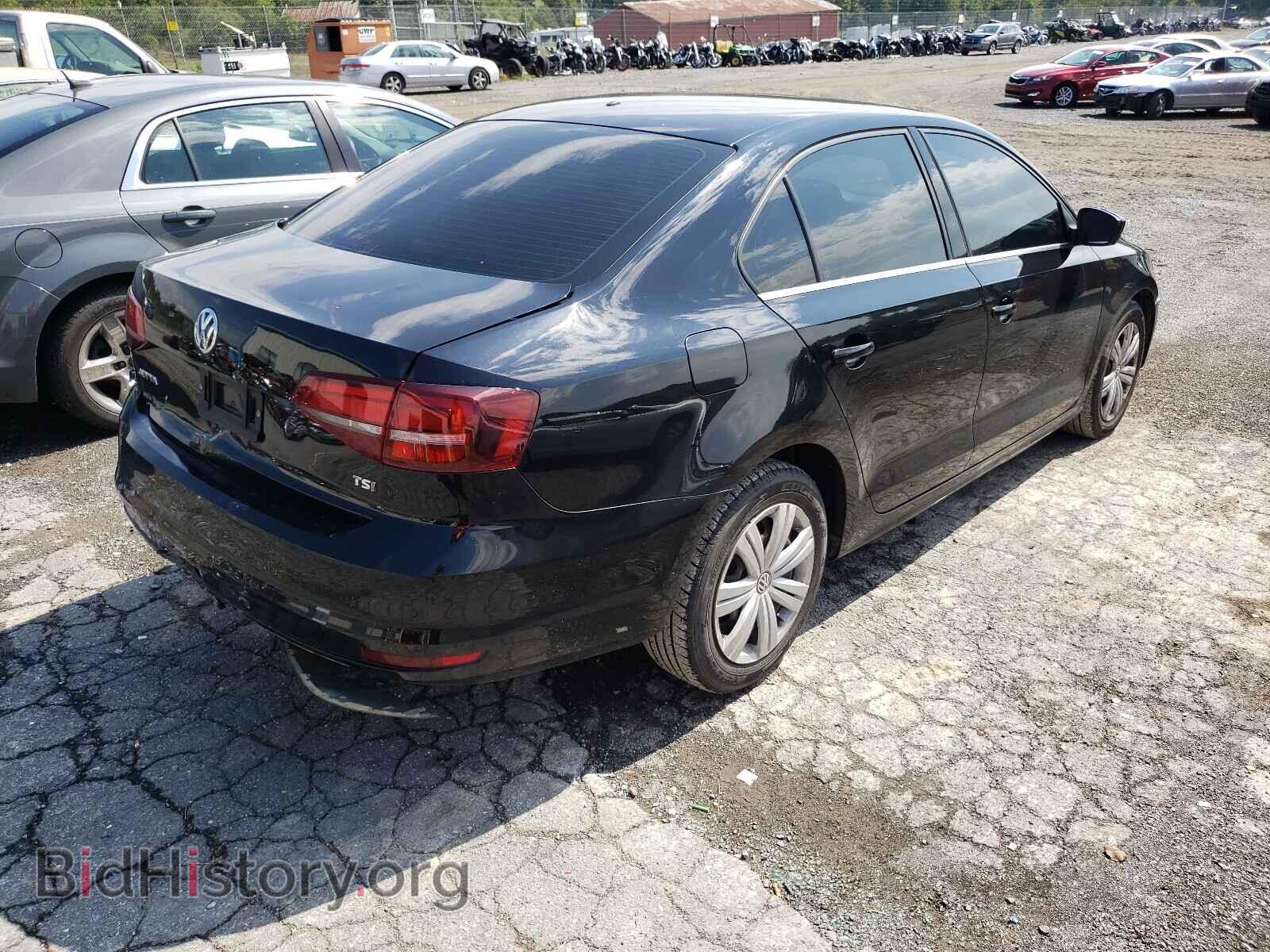 2017 VOLKSWAGEN JETTA - VIN: 3VW2B7AJ3HM377222 - Фото 4