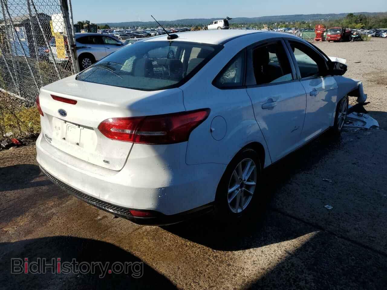 2015 FORD FOCUS - VIN: 1FADP3F23FL226957 - Photo 4