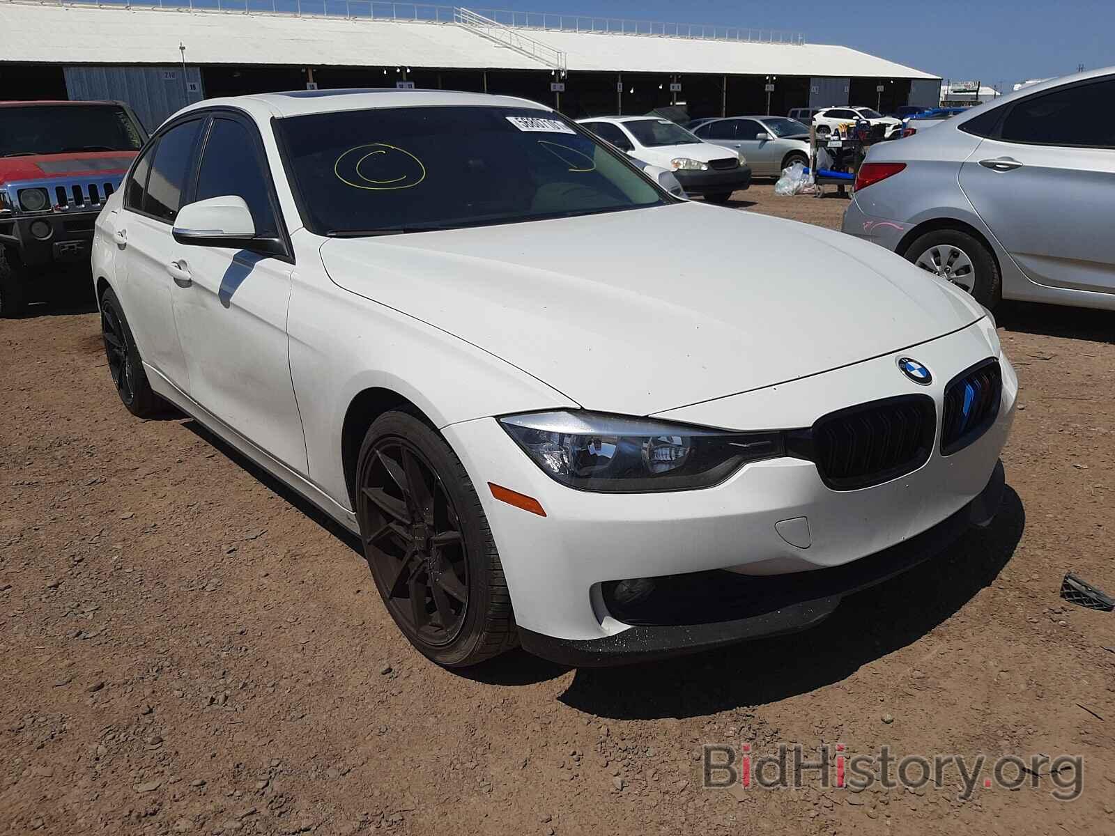 Photo WBA3A5C54DF600373 - BMW 3 SERIES 2013