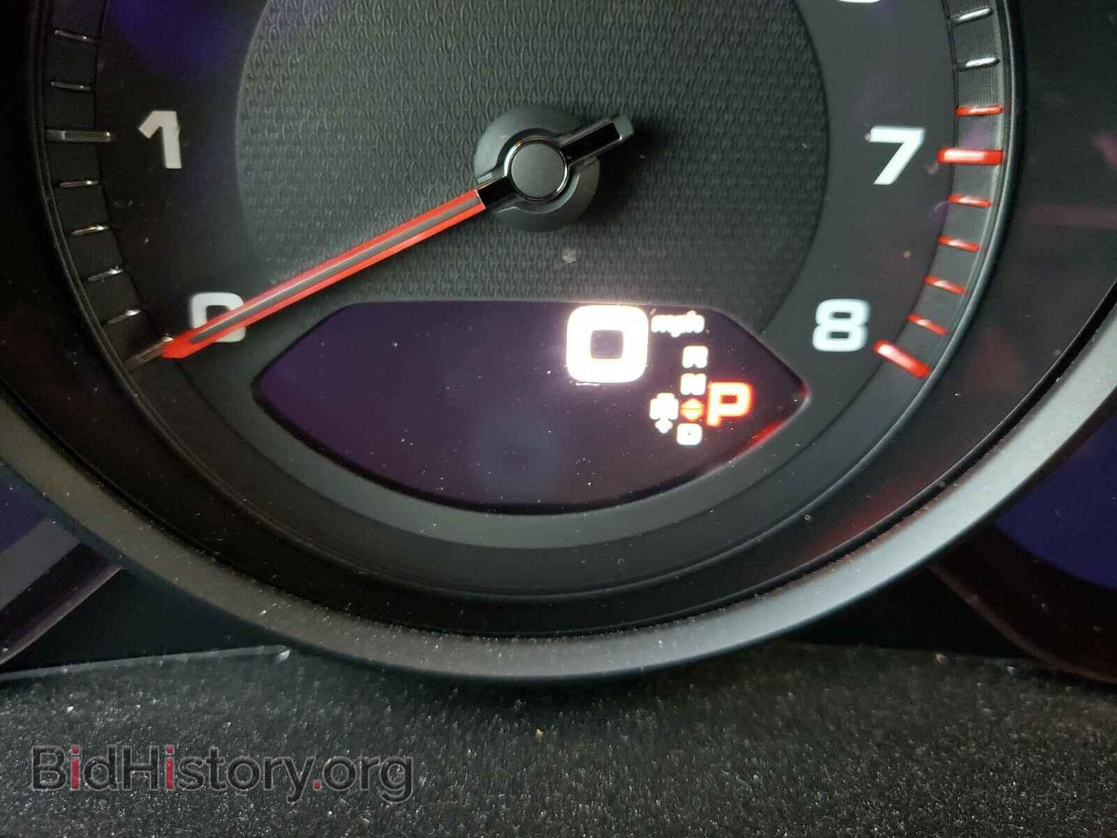 2019 PORSCHE CAYENNE - VIN: WP1AA2AY5KDA12317 - Photo 8