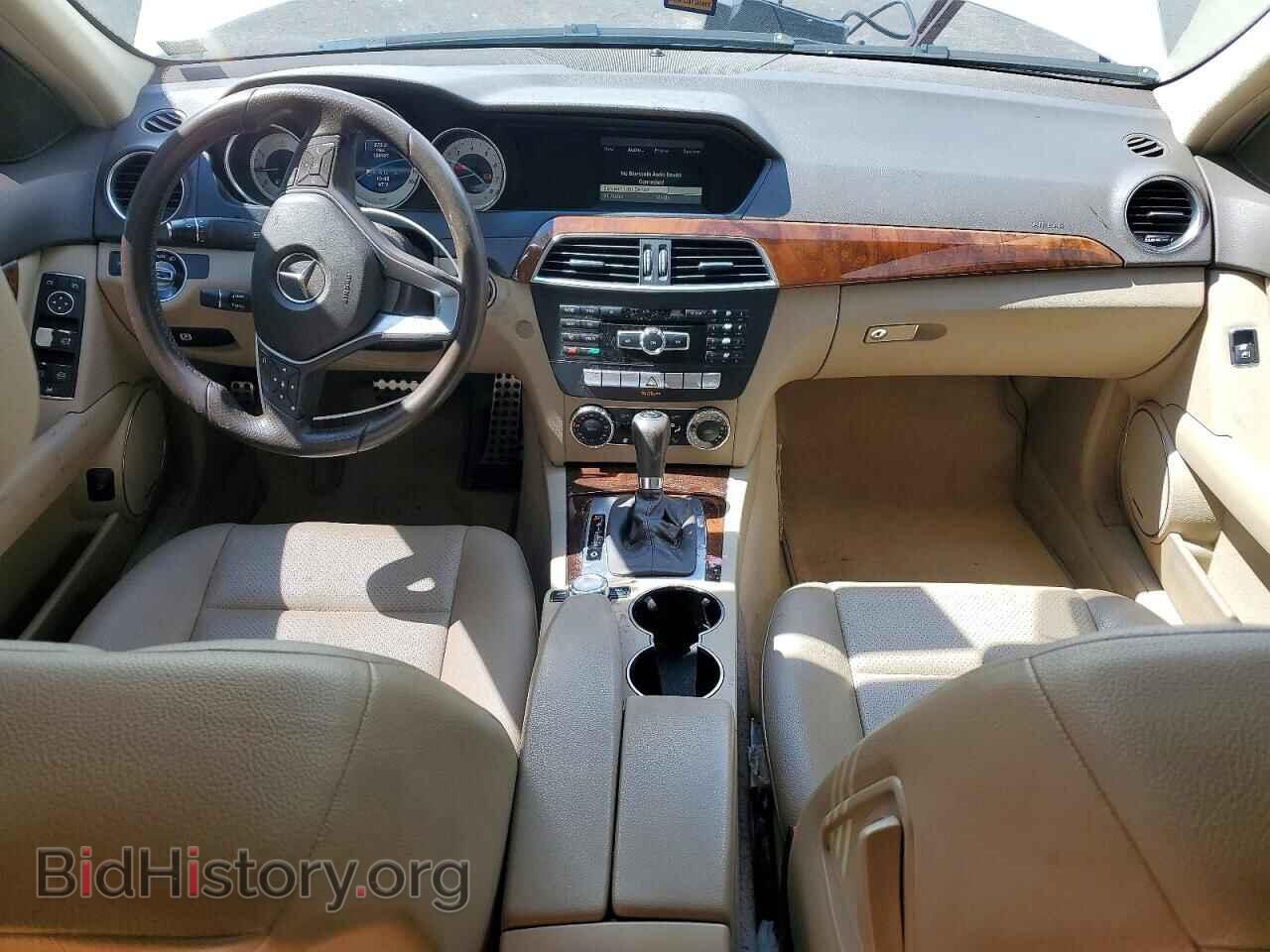 2013 MERCEDES-BENZ C-CLASS - VIN: WDDGF4HB9DR249172 - Фото 8