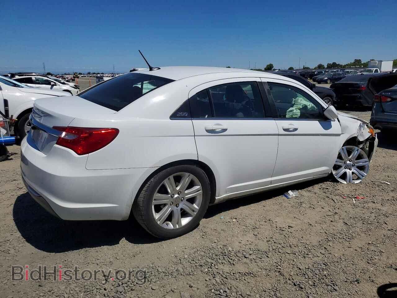 2013 CHRYSLER 200 - VIN: 1C3CCBAB3DN685995 - Photo 3