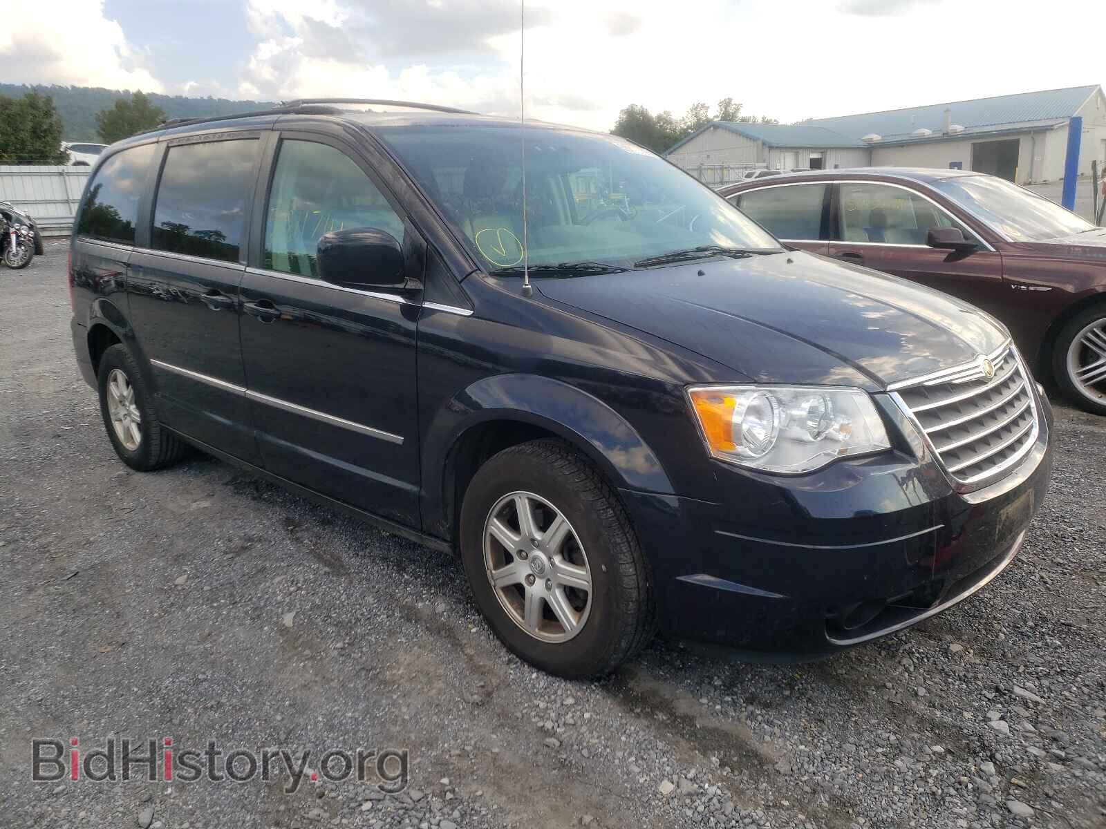 Photo 2A4RR5D11AR149113 - CHRYSLER MINIVAN 2010