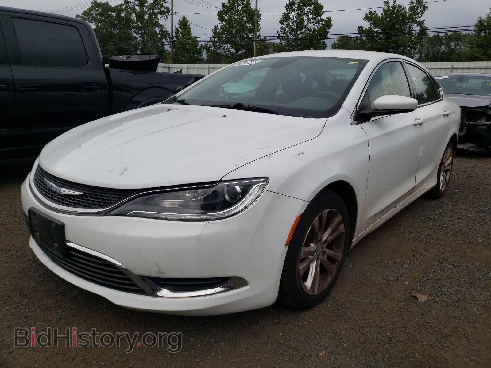 2016 CHRYSLER 200 - VIN: 1C3CCCAB5GN160379 - Фото 2