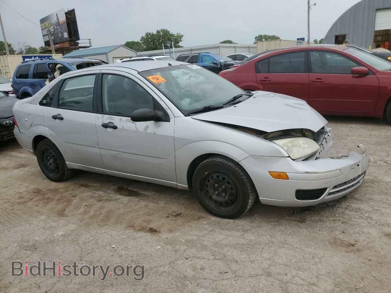 2006 FORD FOCUS - VIN: 1FAFP34N26W131472 - Фото 4