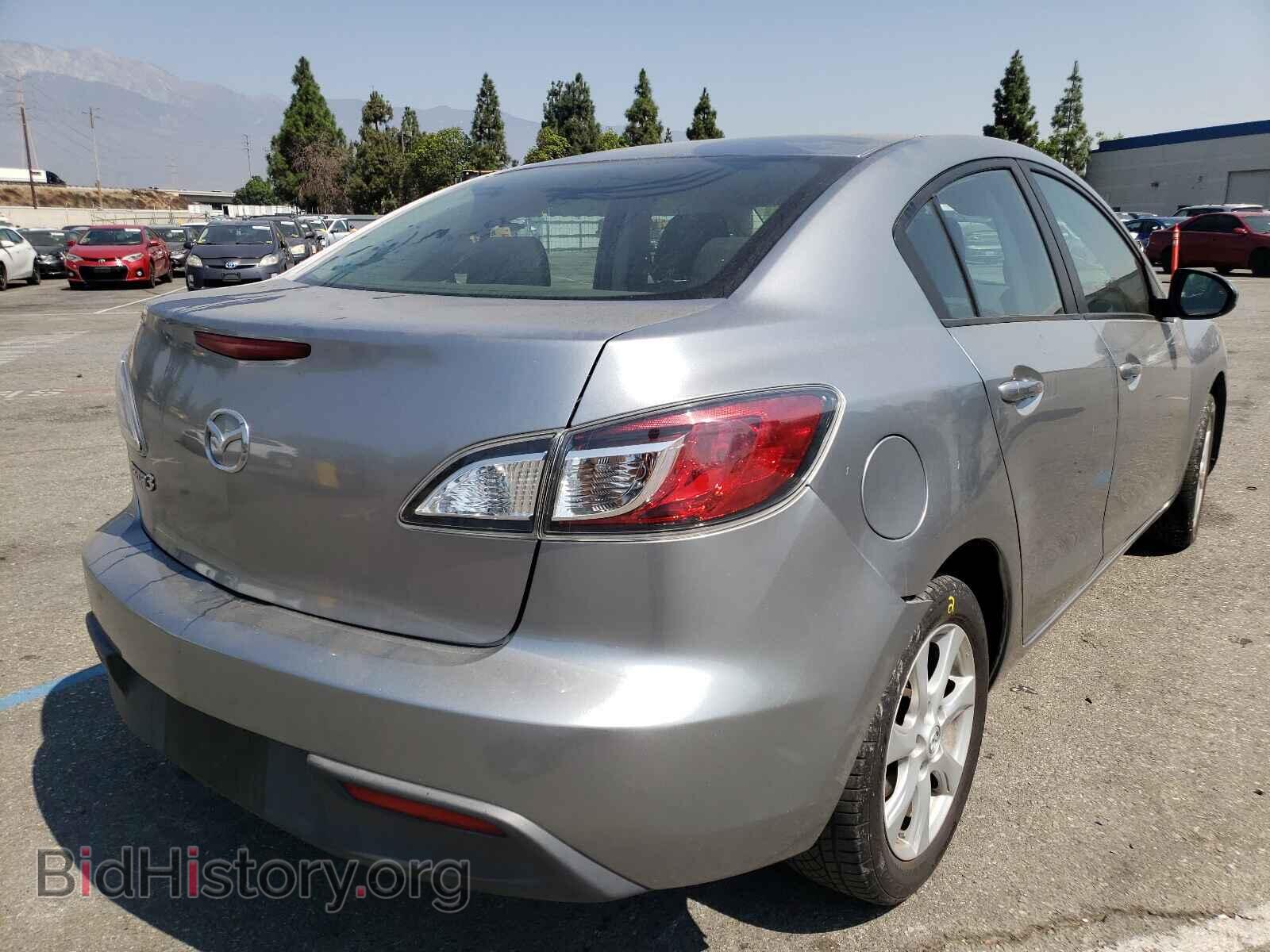 2011 MAZDA 3 - VIN: JM1BL1VG3B1490314 - Фото 4