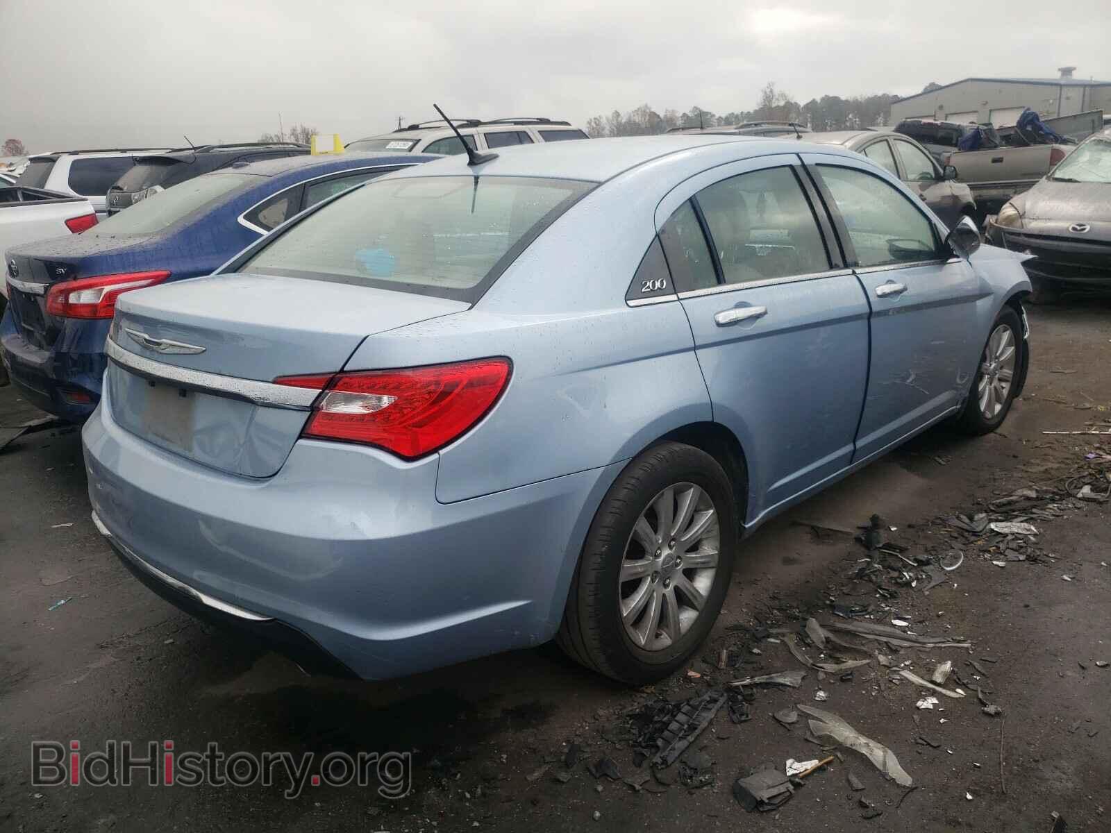 2013 CHRYSLER 200 - VIN: 1C3CCBCG3DN528878 - Фото 4
