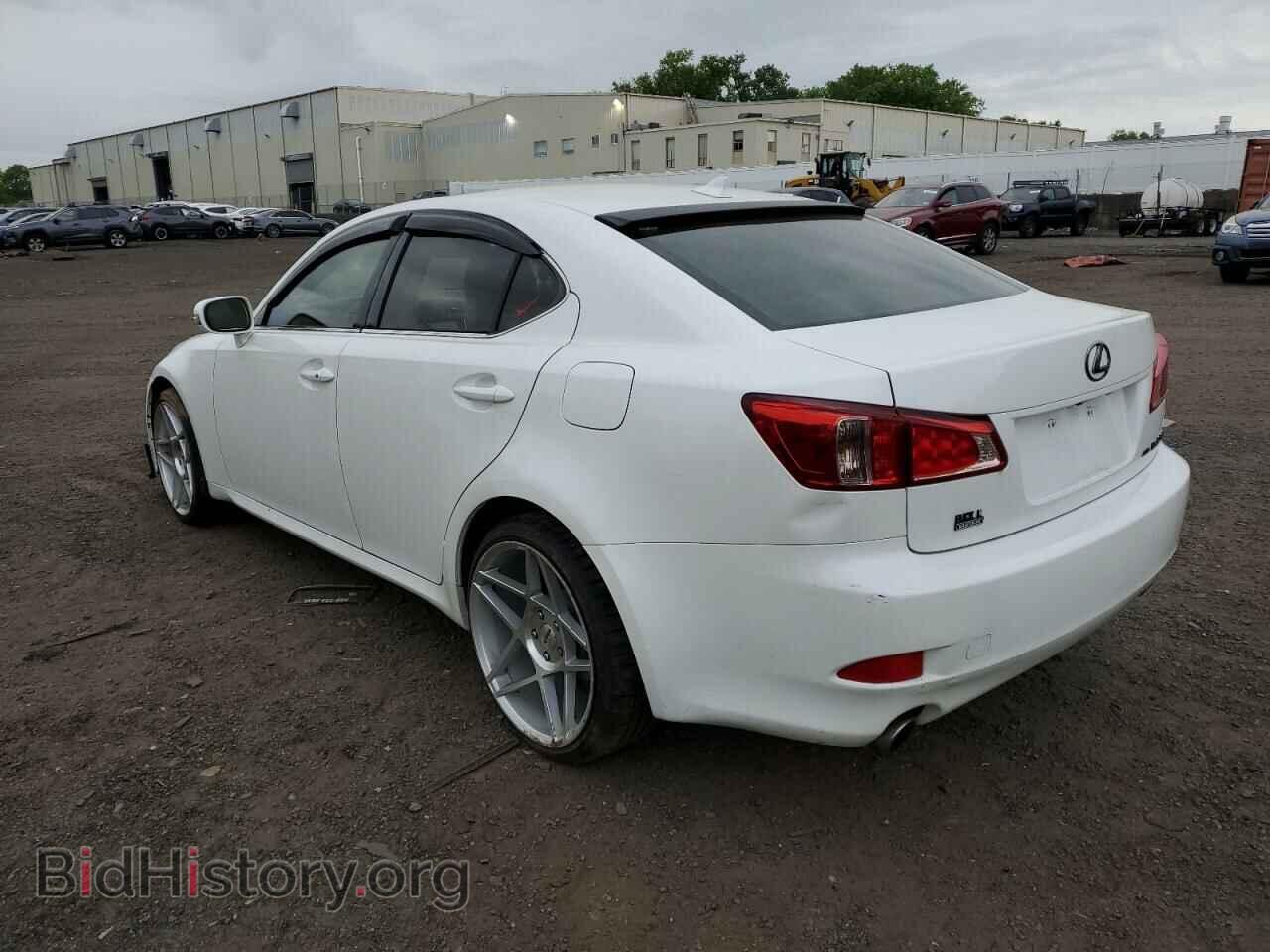 2012 LEXUS IS - VIN: JTHCF5C25C5055684 - Фото 2