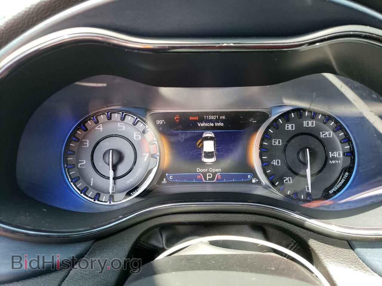 2015 CHRYSLER 200 - VIN: 1C3CCCBB8FN511802 - Фото 9