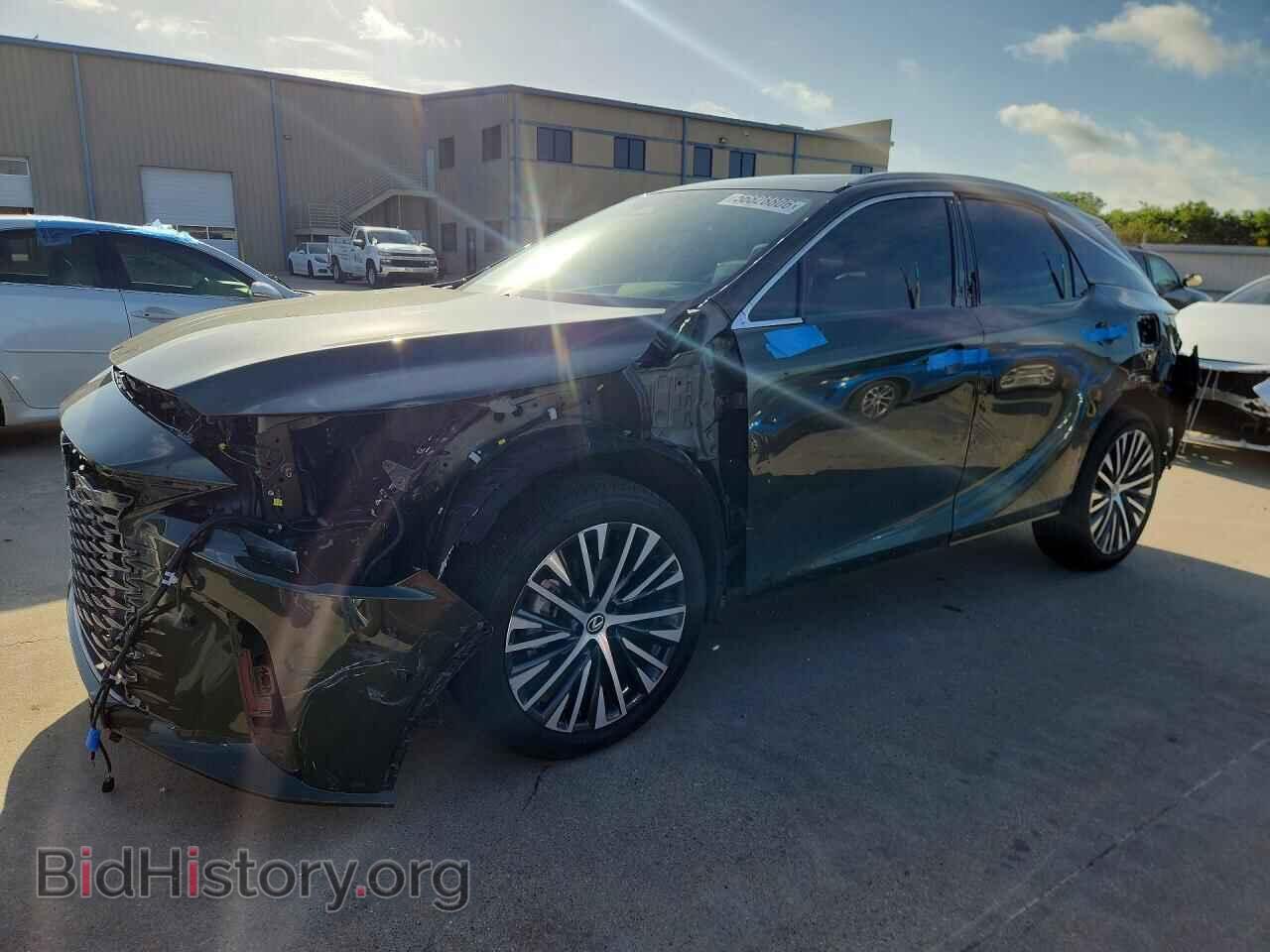 Фотография 2T2BBMCA9SC065044 - LEXUS UNKNOWN 2025