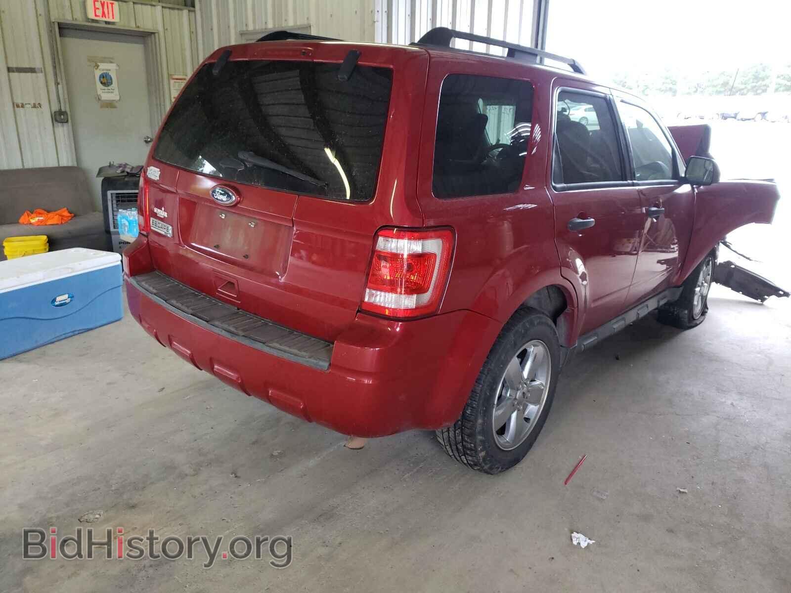 2011 FORD ESCAPE - VIN: 1FMCU0D72BKC02138 - Фото 4