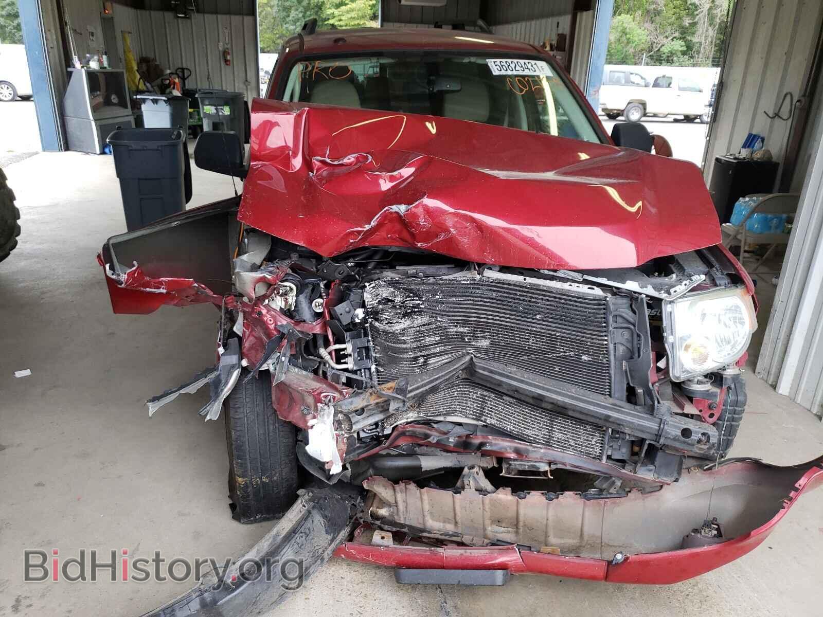 2011 FORD ESCAPE - VIN: 1FMCU0D72BKC02138 - Фото 9