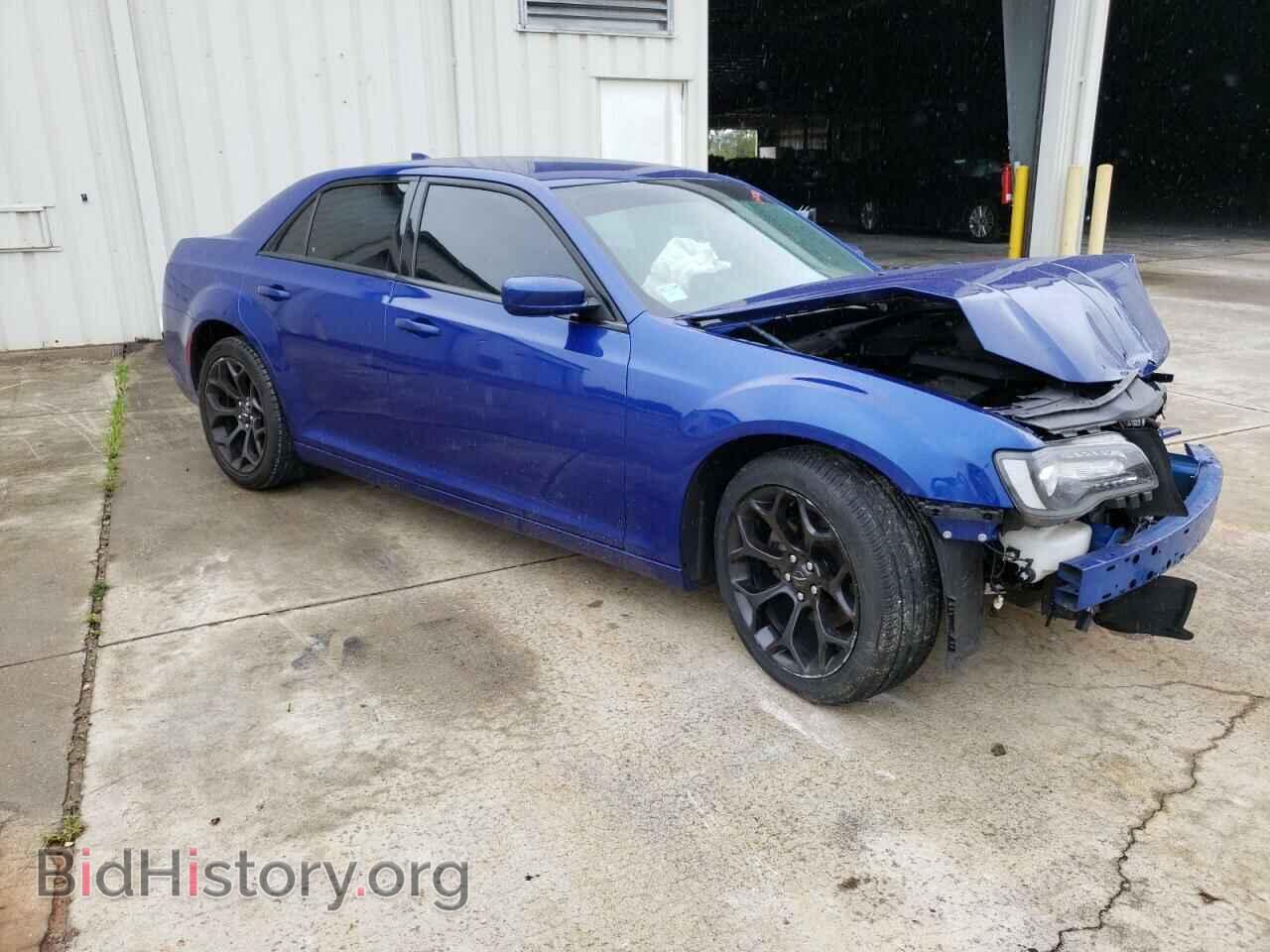 2019 CHRYSLER 300 - VIN: 2C3CCABG4KH555511 - Фото 4