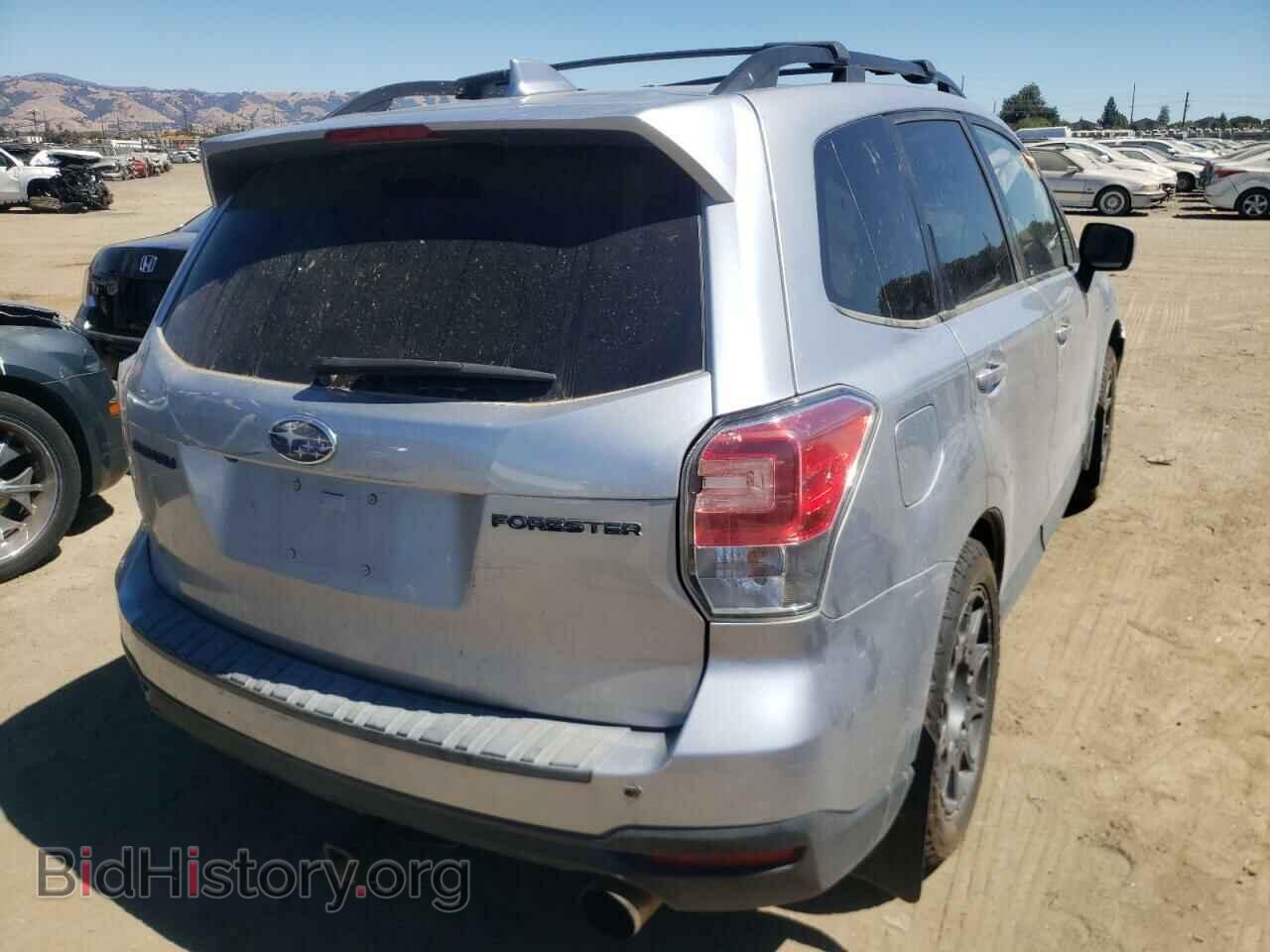 2018 SUBARU FORESTER - VIN: JF2SJAEC4JG611335 - Фото 4