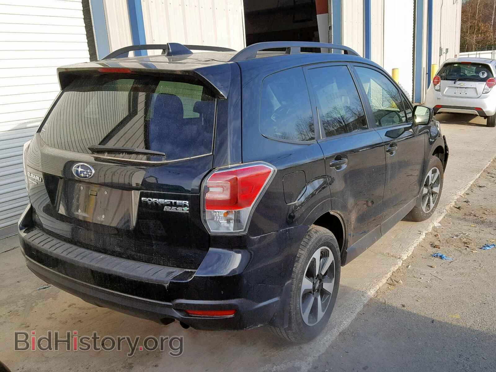 2017 SUBARU FORESTER - VIN: JF2SJAEC2HH810503 - Фото 4